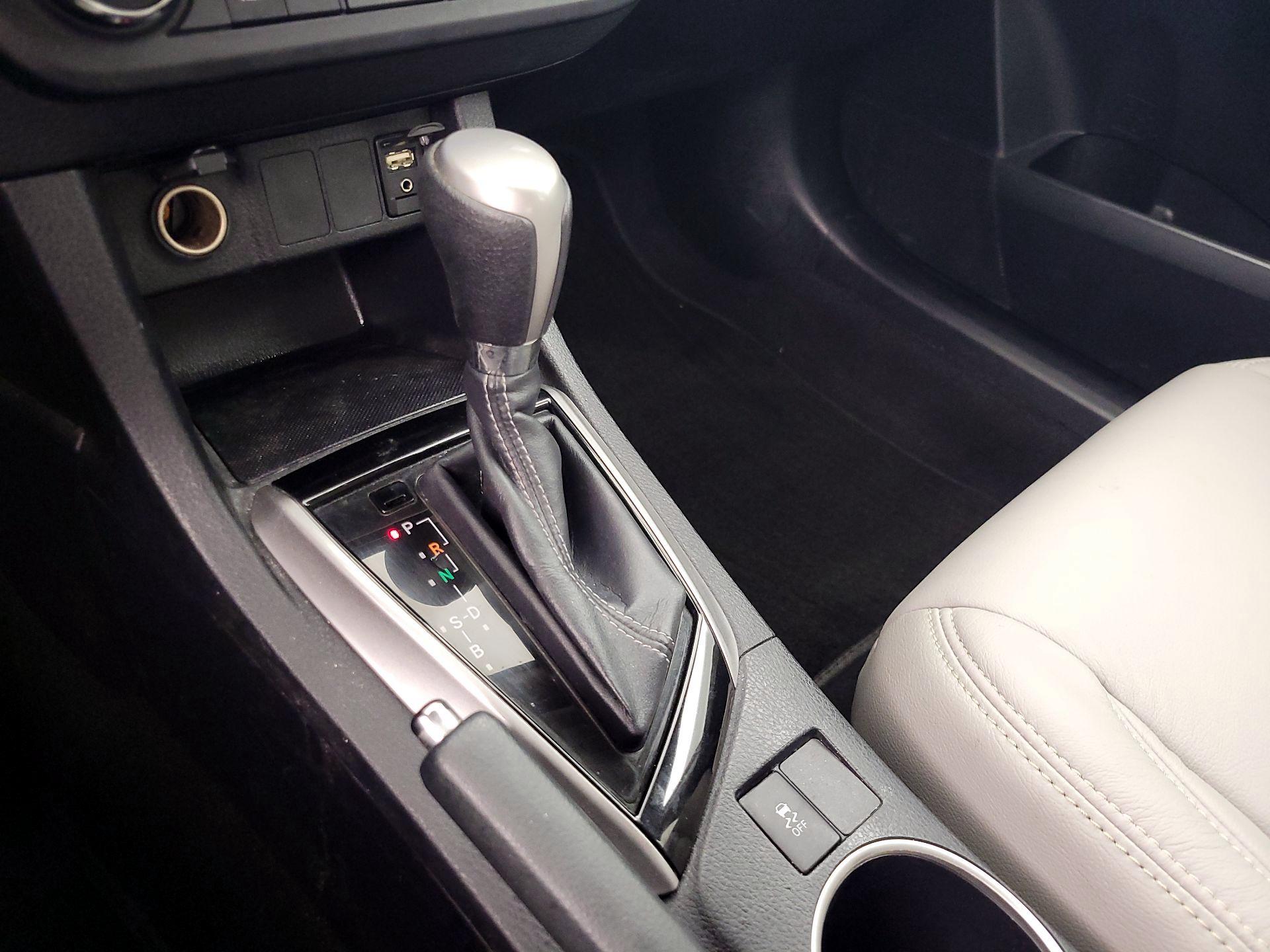 Thumbnail: 2014 Toyota Corolla - 17