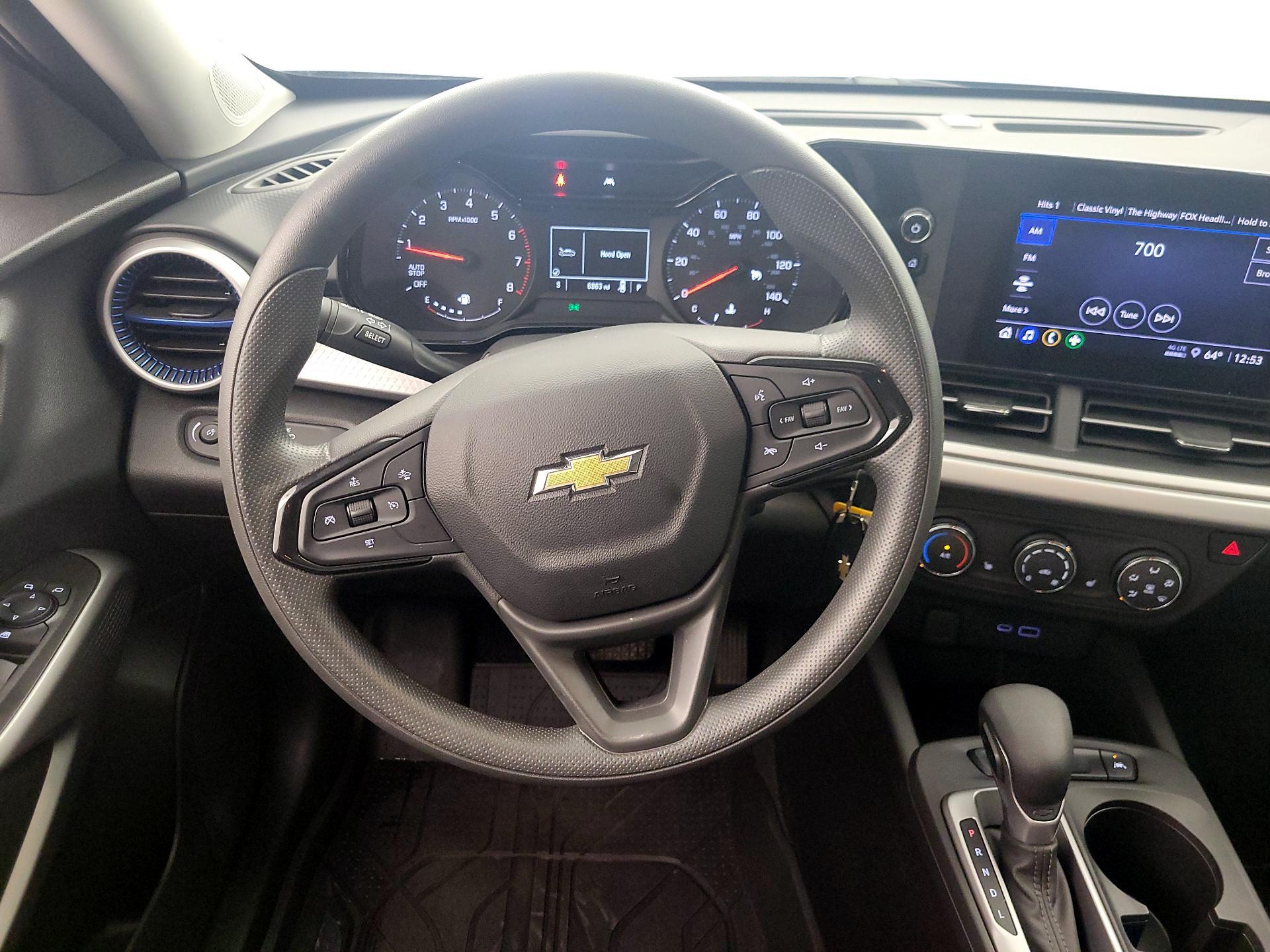 Thumbnail: 2024 Chevrolet Trax - 10