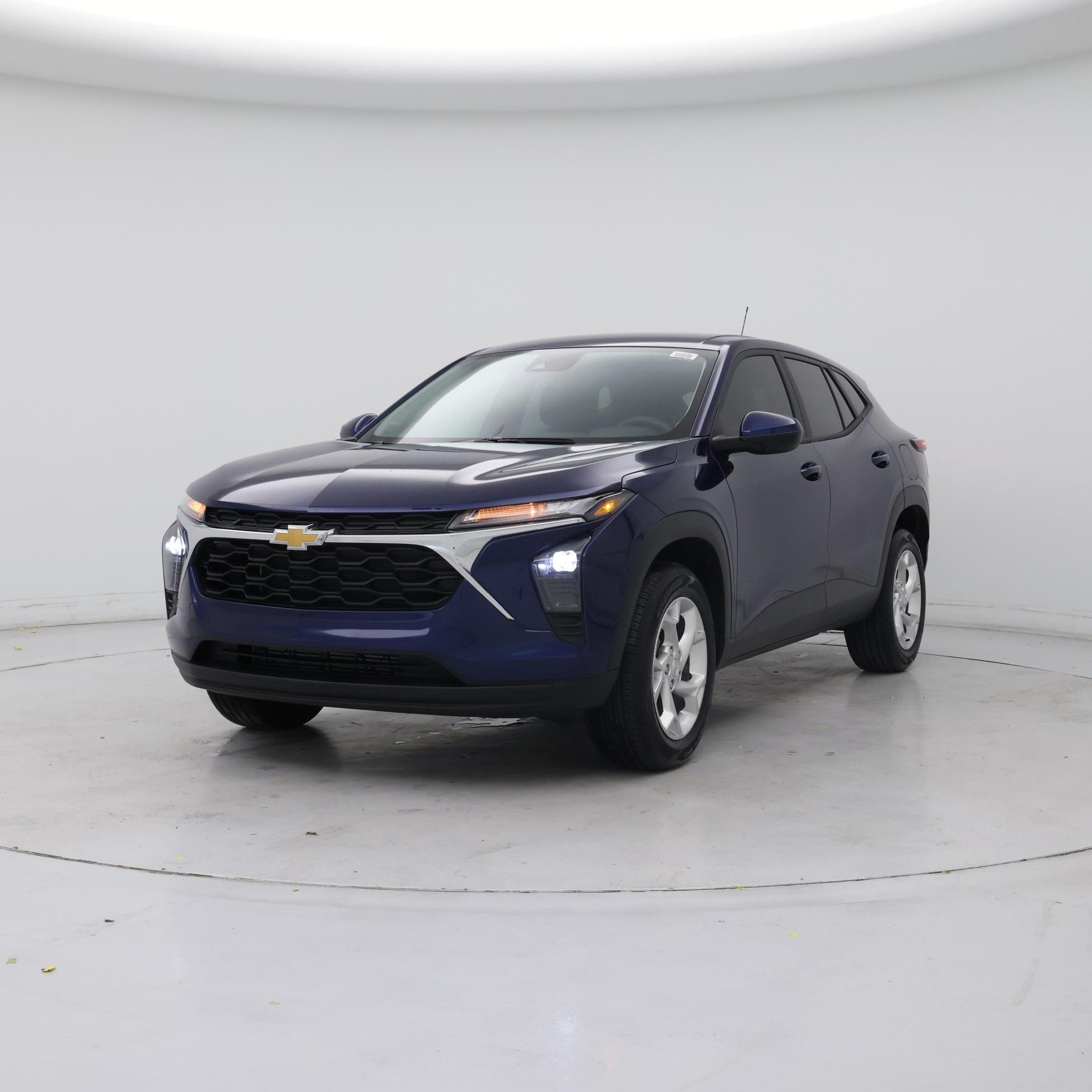 Thumbnail: 2024 Chevrolet Trax - 4