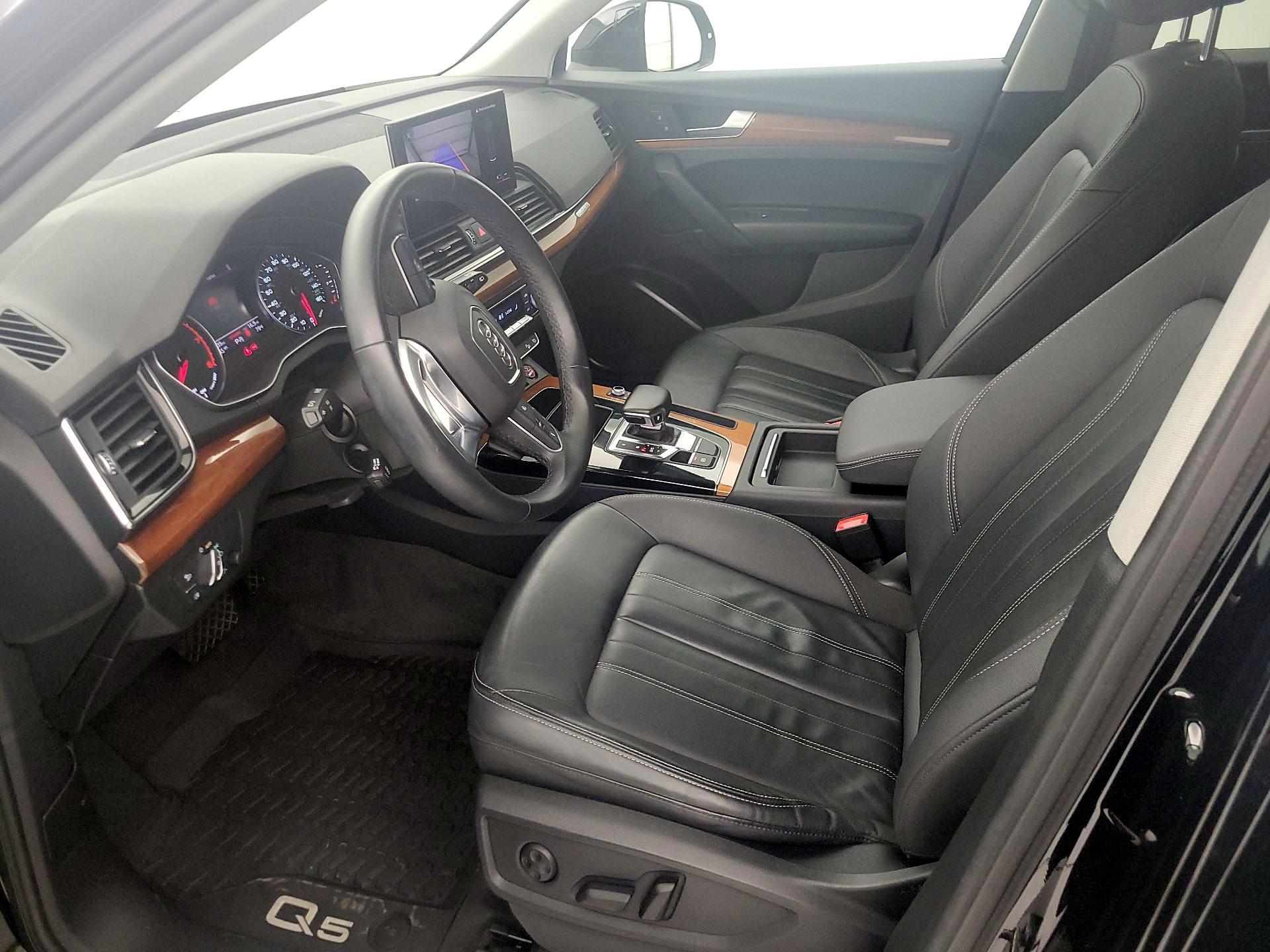 Thumbnail: 2021 Audi Q5 - 11