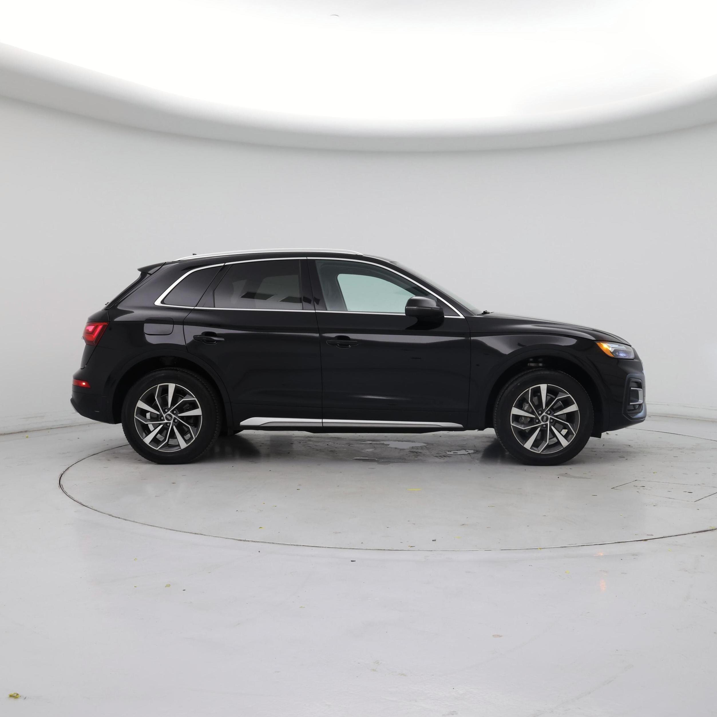 Thumbnail: 2021 Audi Q5 - 7
