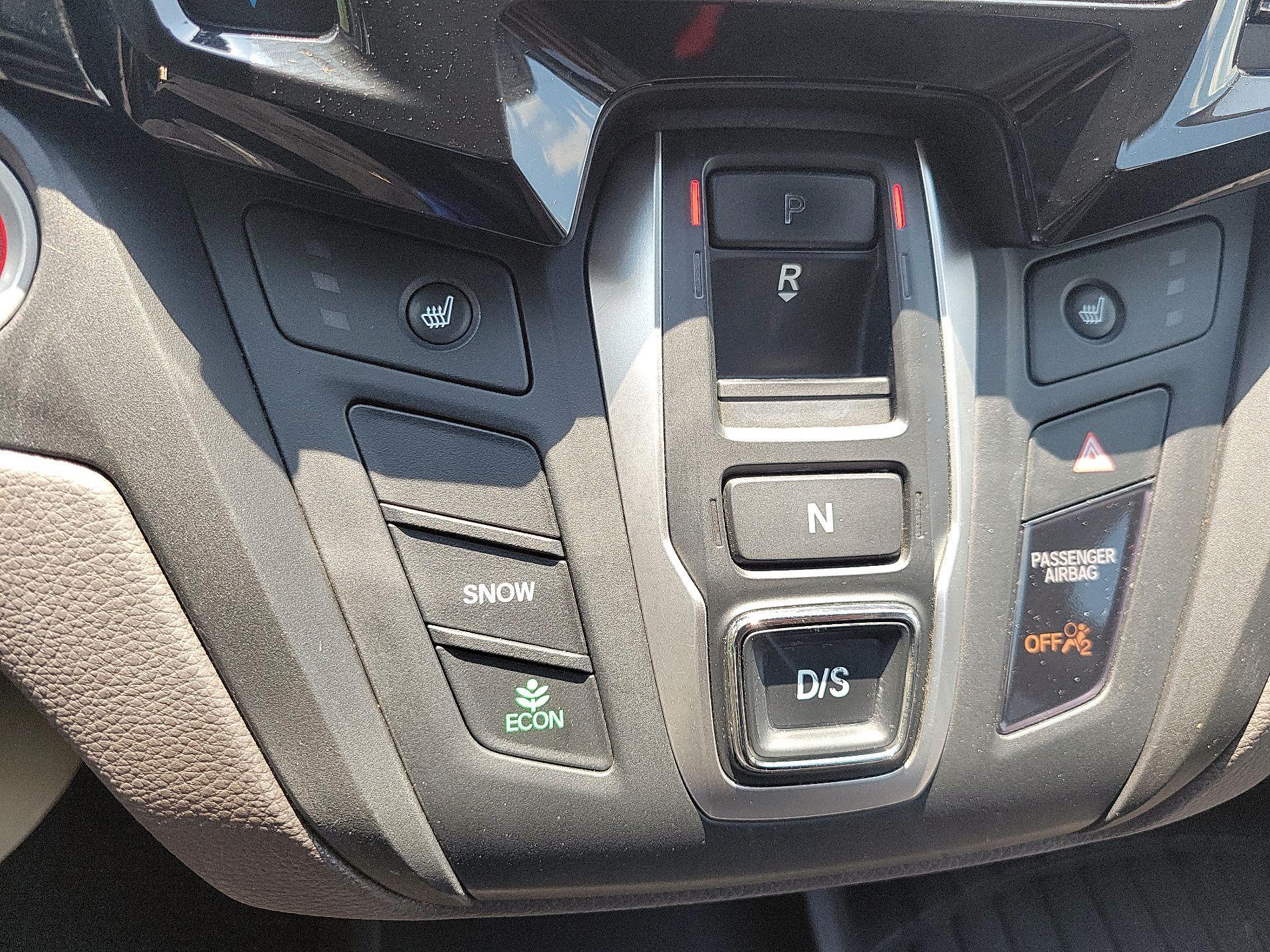 Thumbnail: 2018 Honda Odyssey - 16