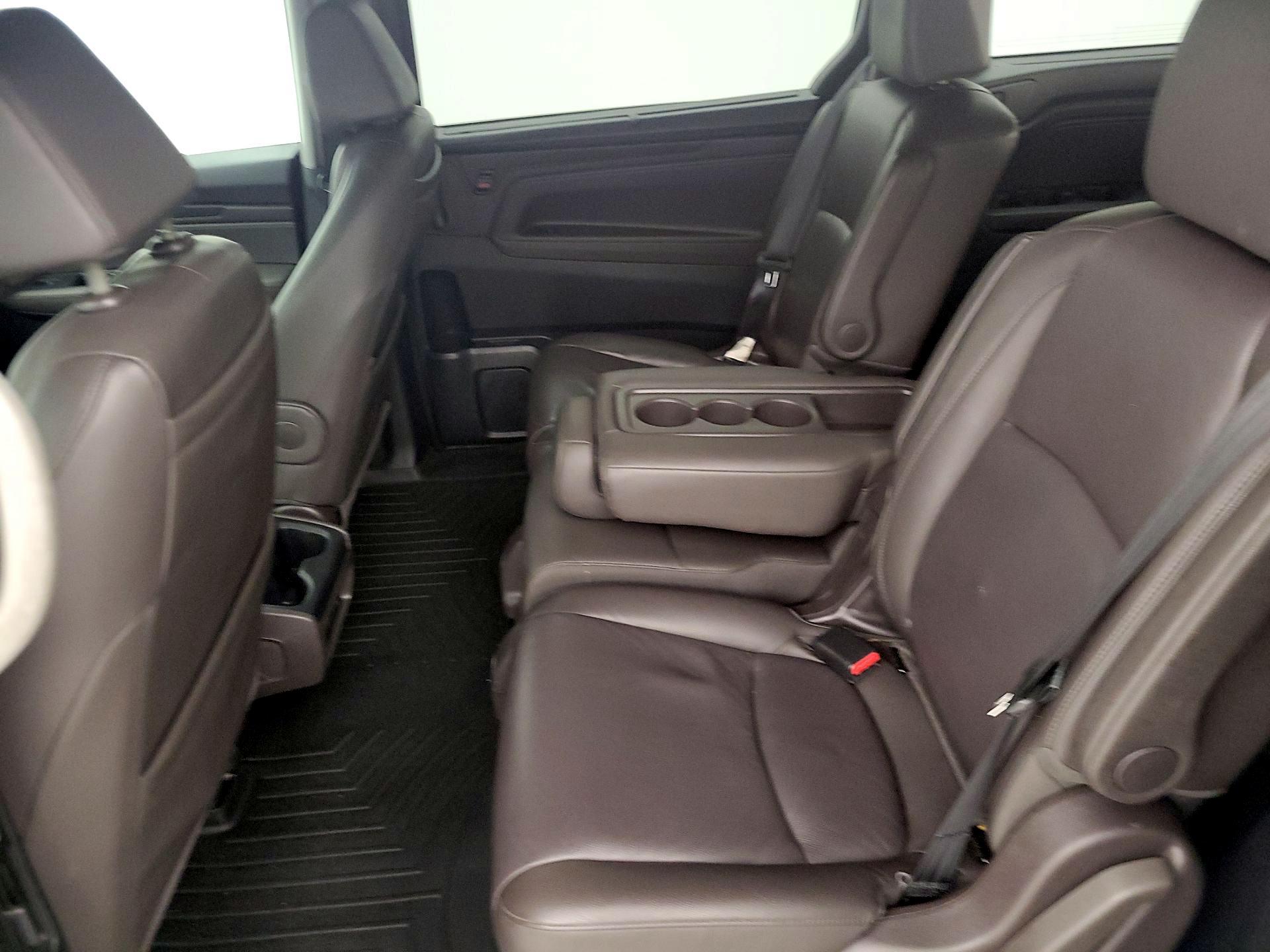 Thumbnail: 2018 Honda Odyssey - 17