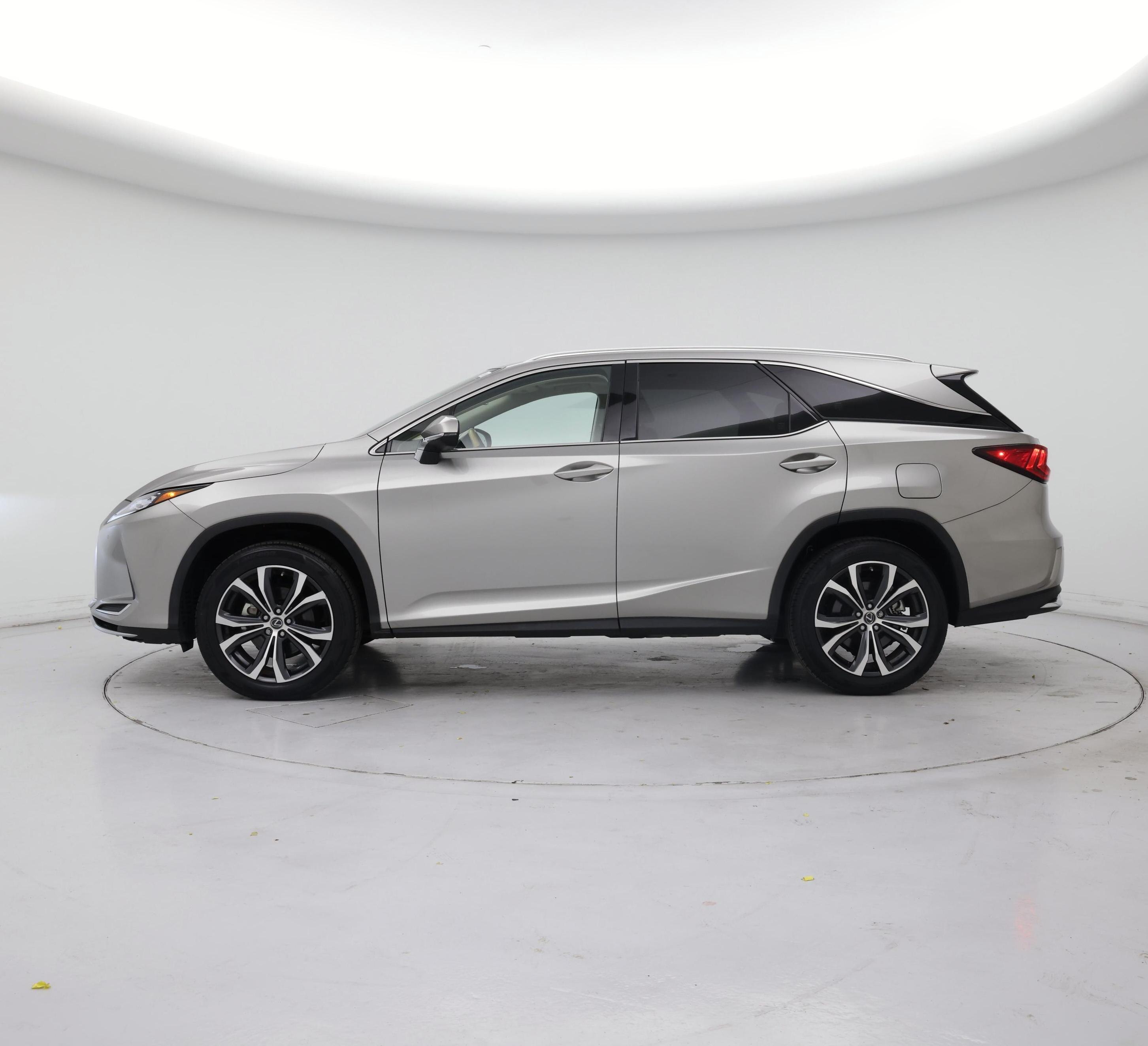 Thumbnail: 2021 Lexus RX - 3
