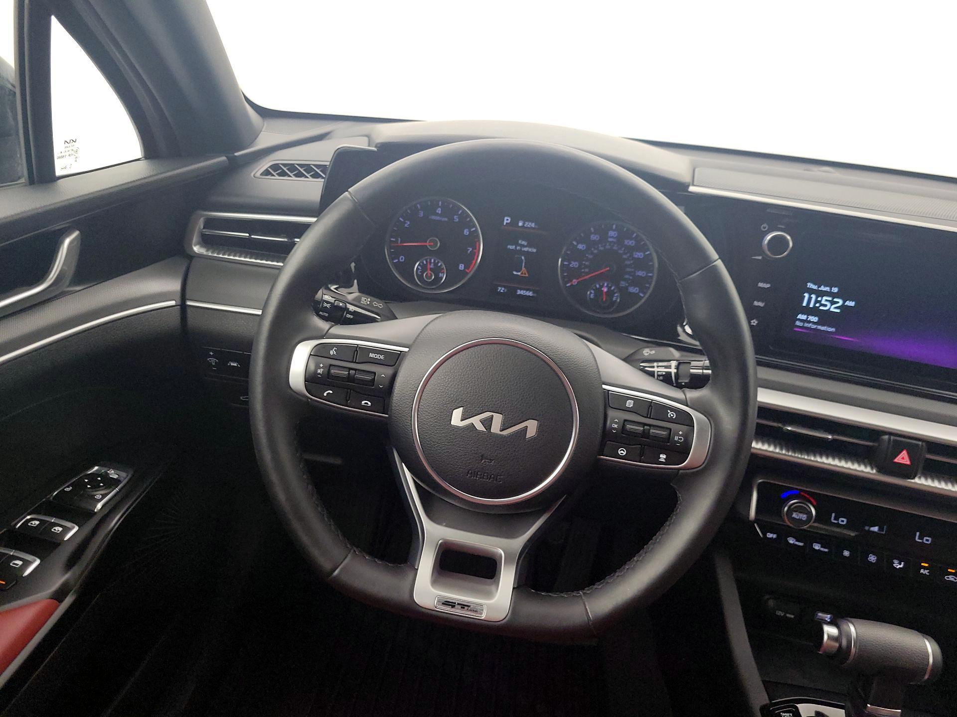 Thumbnail: 2023 Kia K5 - 10