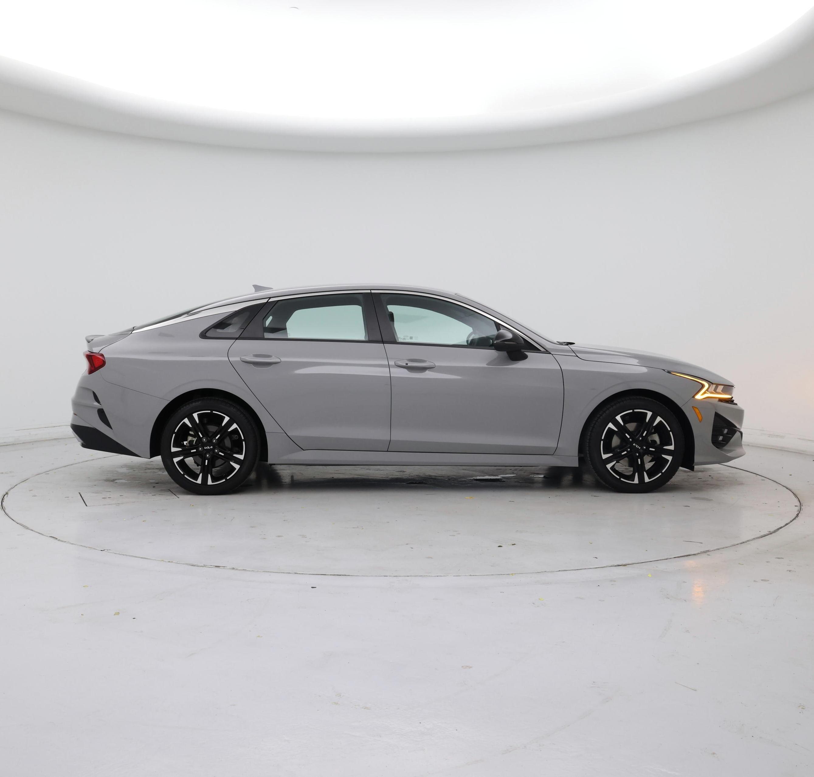 Thumbnail: 2023 Kia K5 - 7