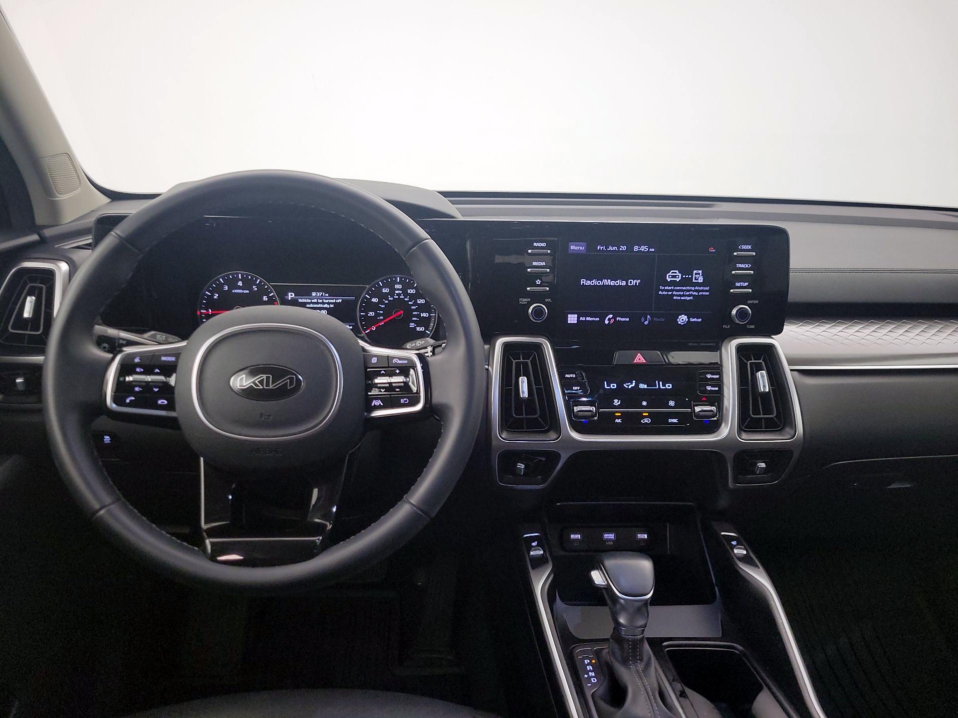 Thumbnail: 2021 Kia Sorento - 9