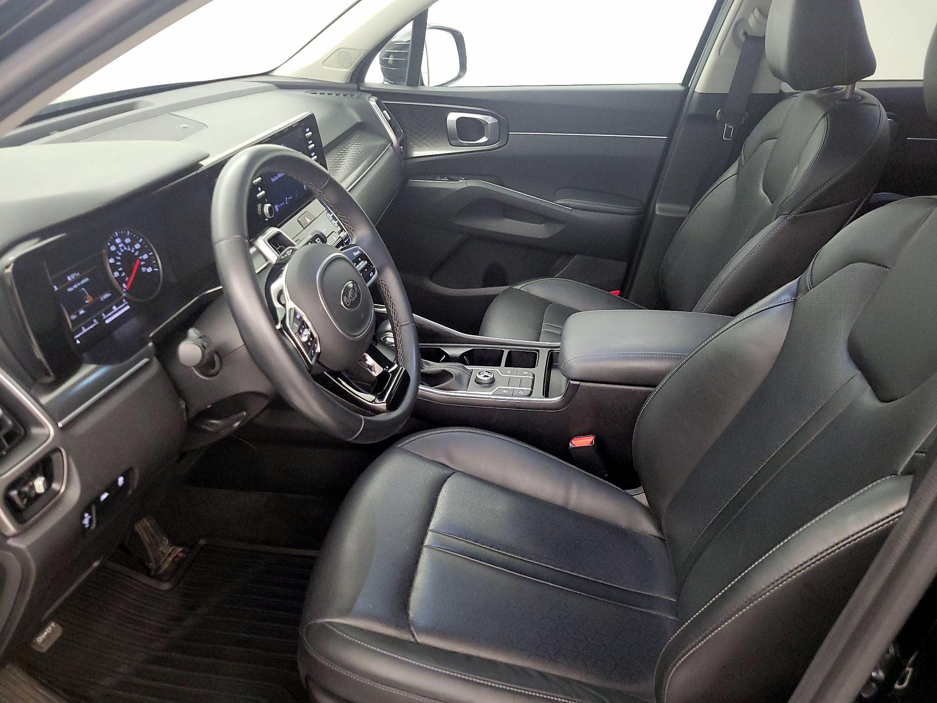 Thumbnail: 2021 Kia Sorento - 11
