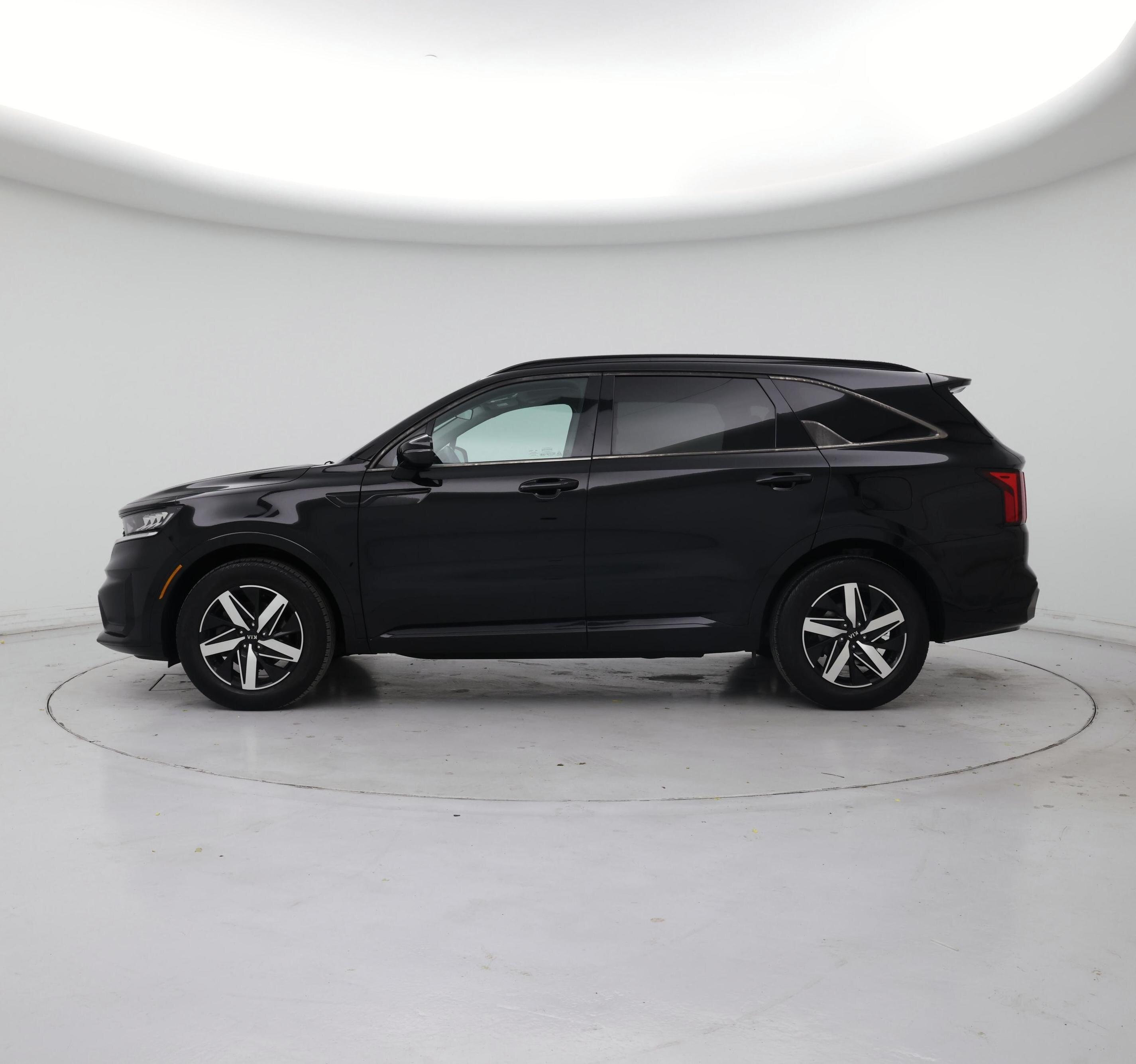 Thumbnail: 2021 Kia Sorento - 3