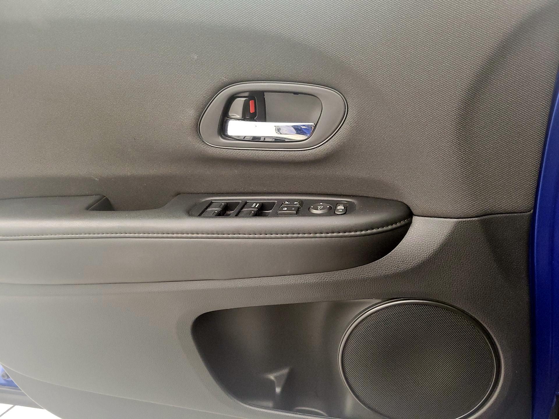 Thumbnail: 2020 Honda HR-V - 12