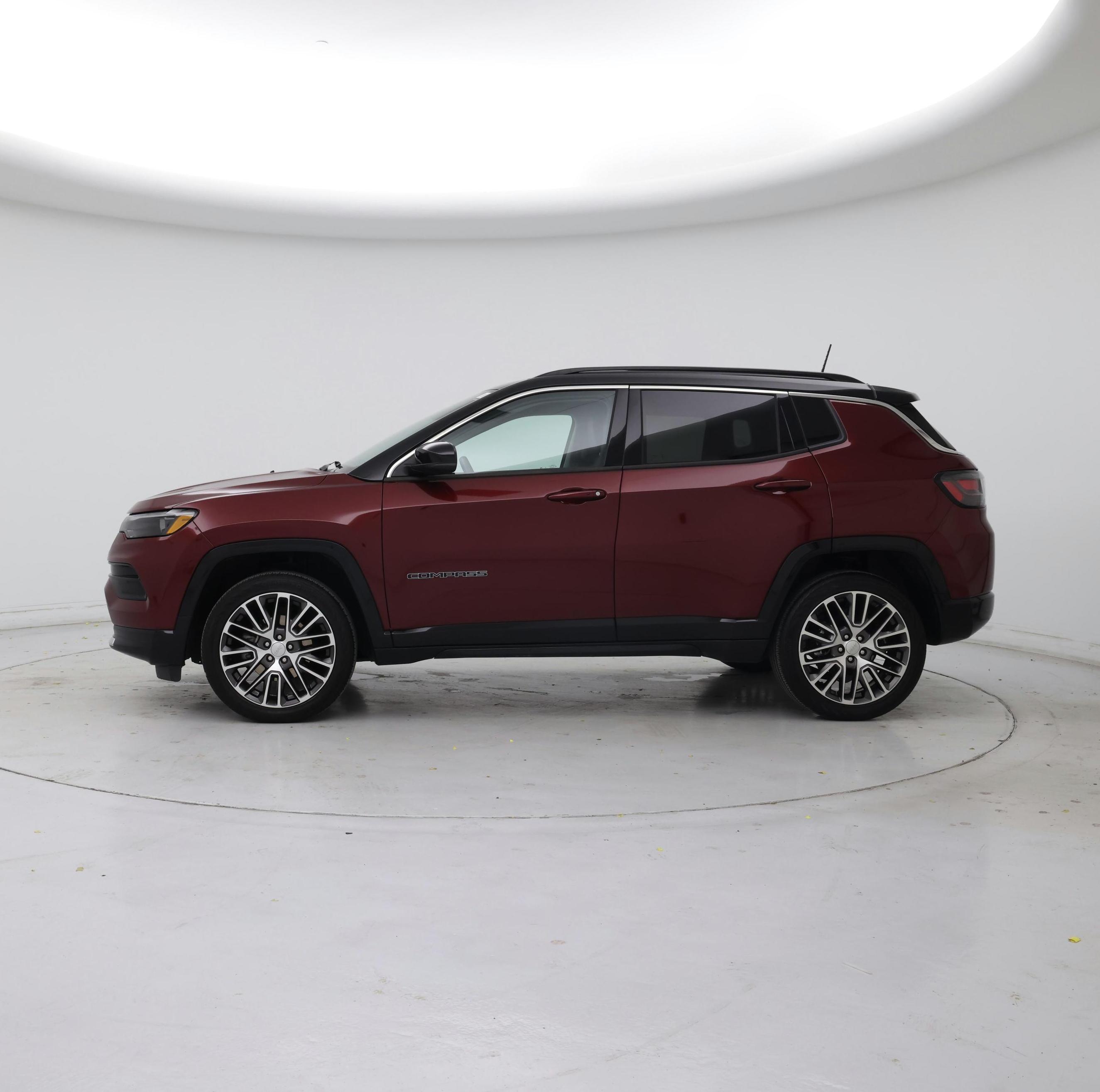 Thumbnail: 2022 Jeep Compass - 3