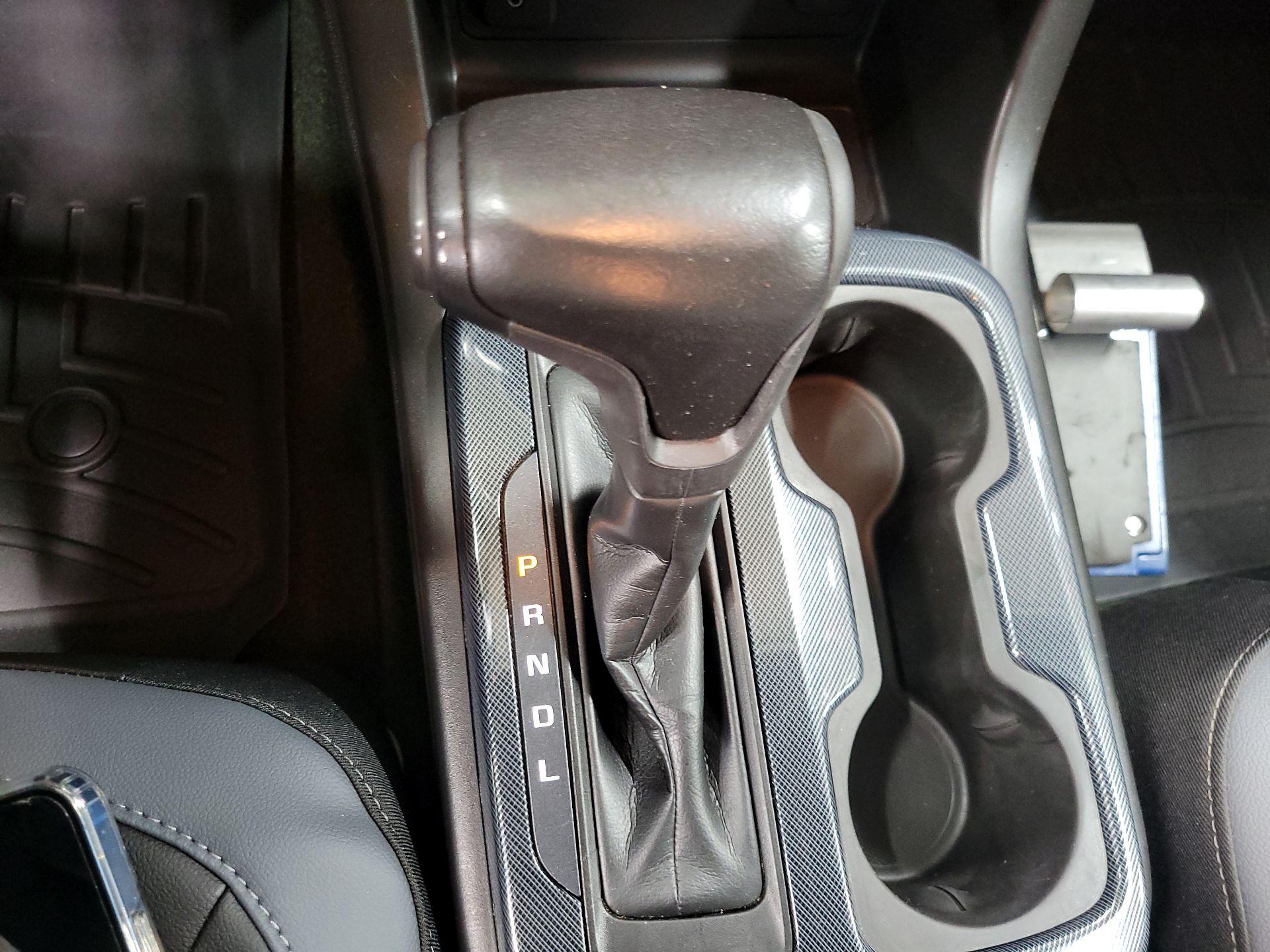 Thumbnail: 2017 Chevrolet Colorado - 15