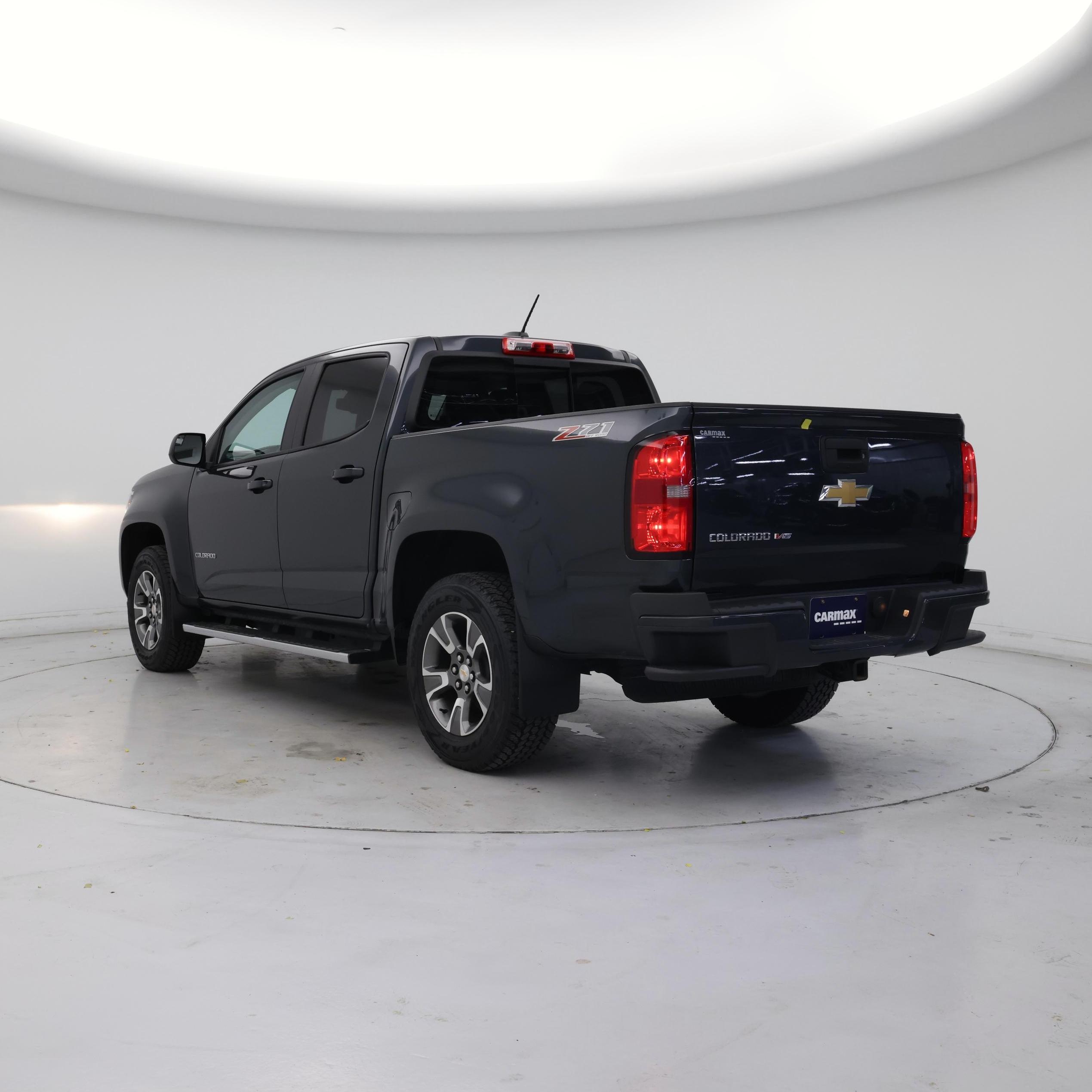 Thumbnail: 2017 Chevrolet Colorado - 2
