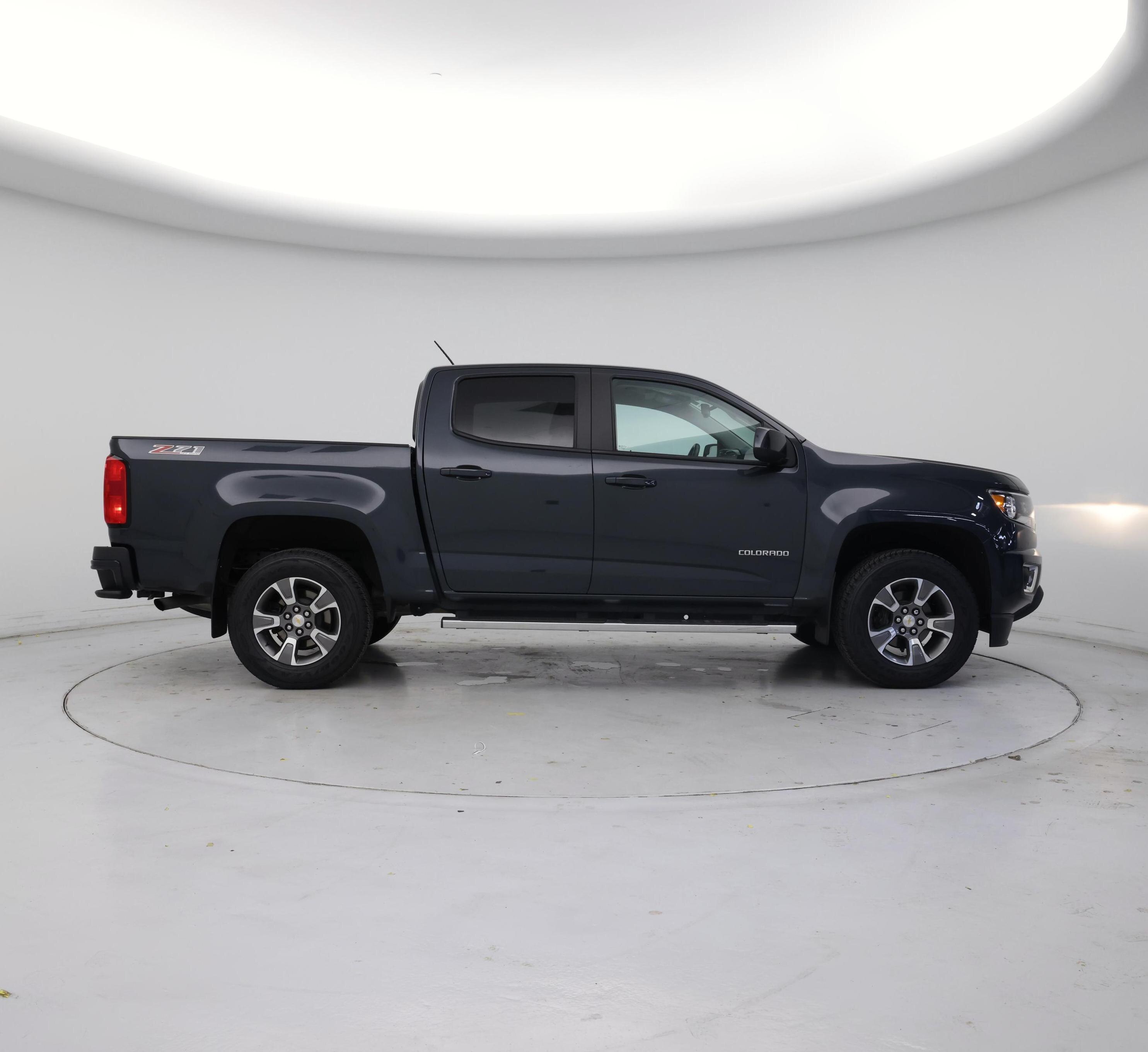Thumbnail: 2017 Chevrolet Colorado - 7
