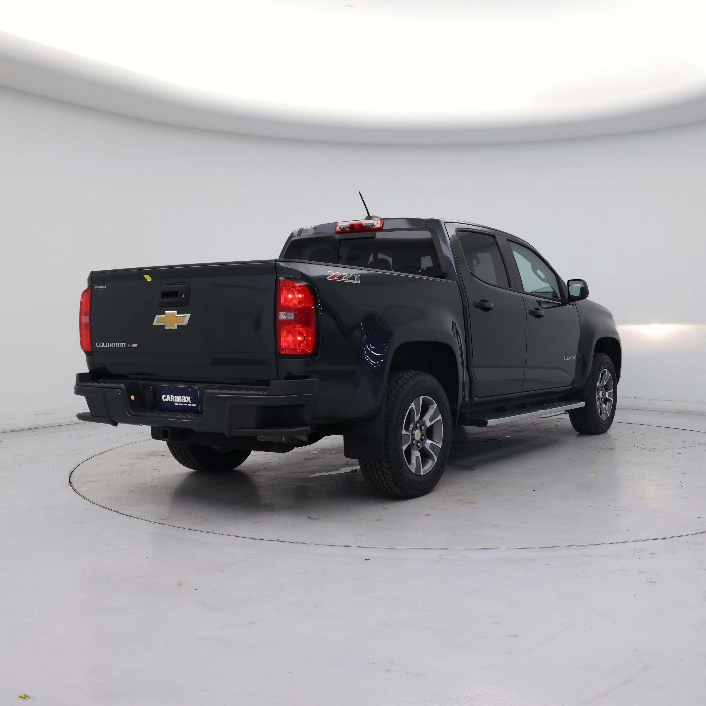 Thumbnail: 2017 Chevrolet Colorado - 8