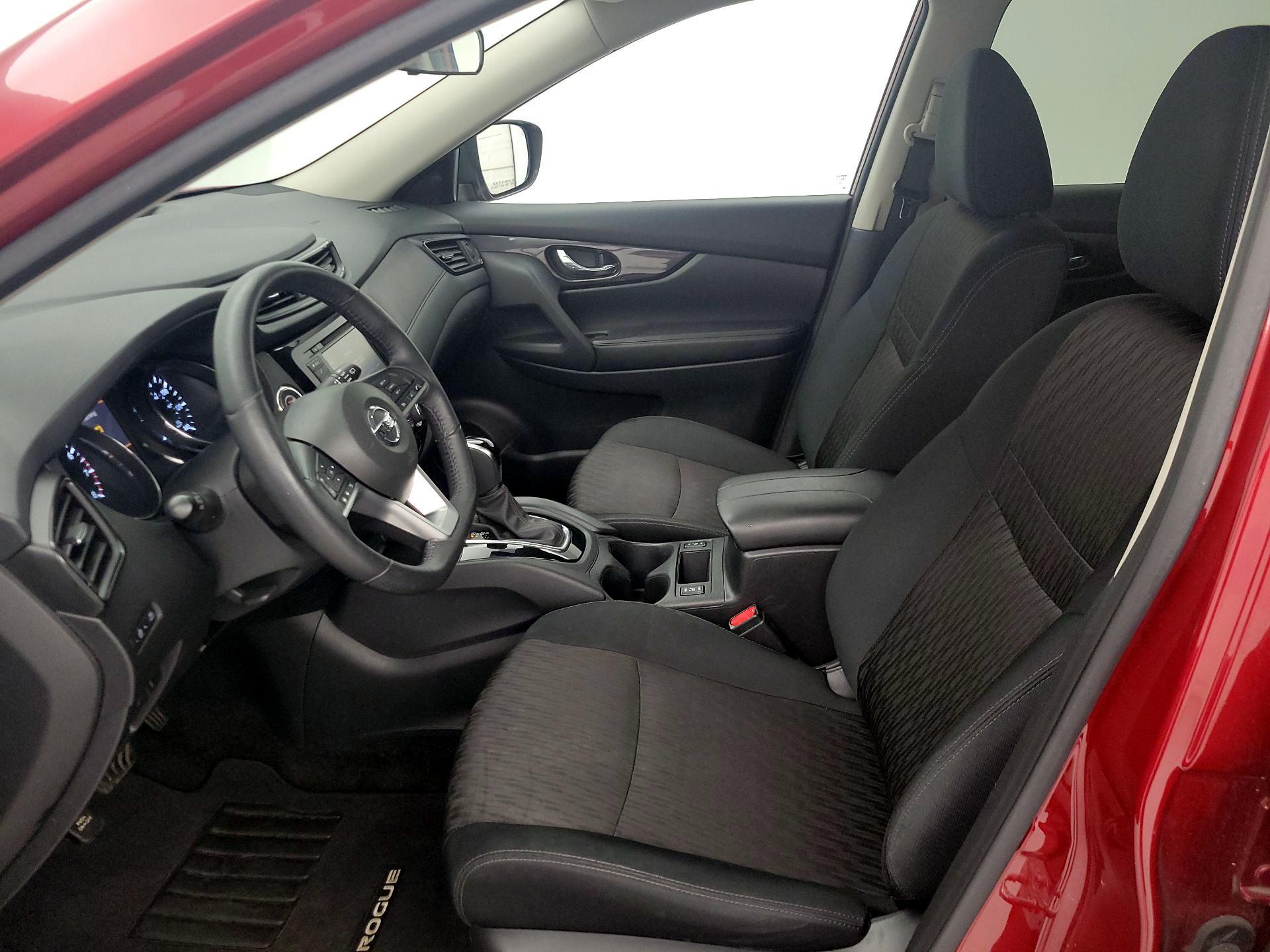 Thumbnail: 2019 Nissan Rogue - 11