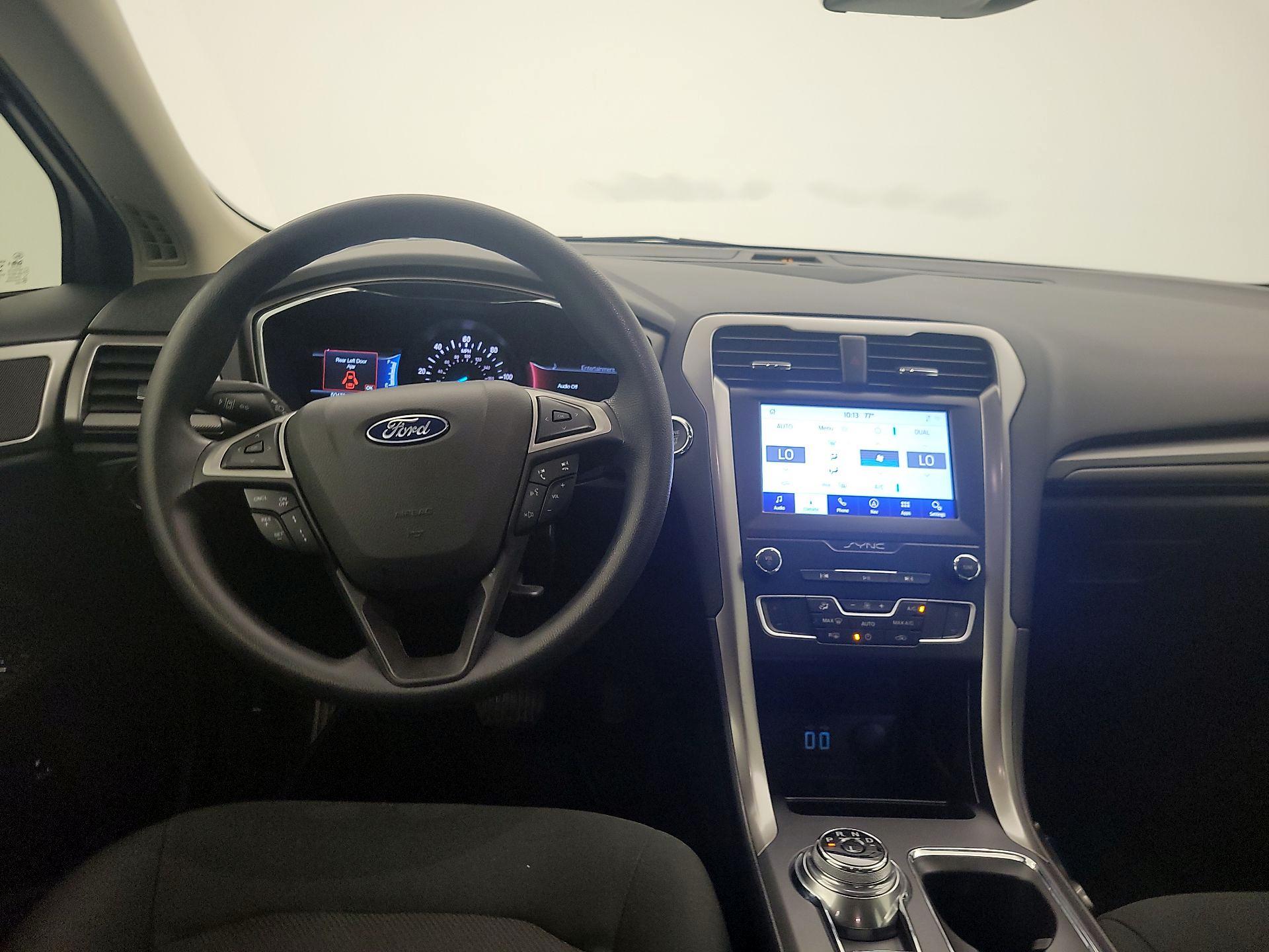 Thumbnail: 2020 Ford Fusion - 9