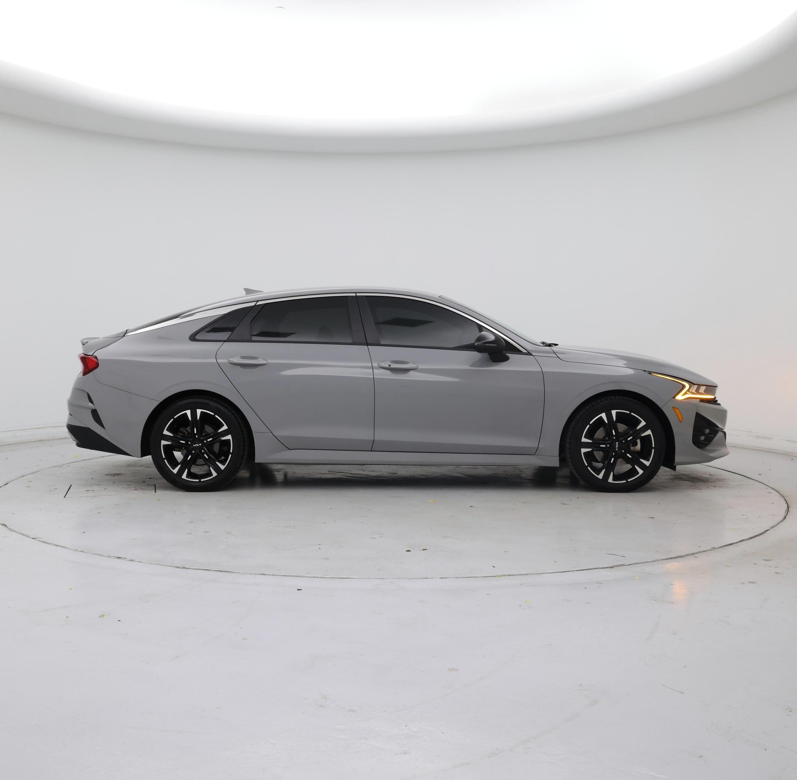 Thumbnail: 2023 Kia K5 - 7