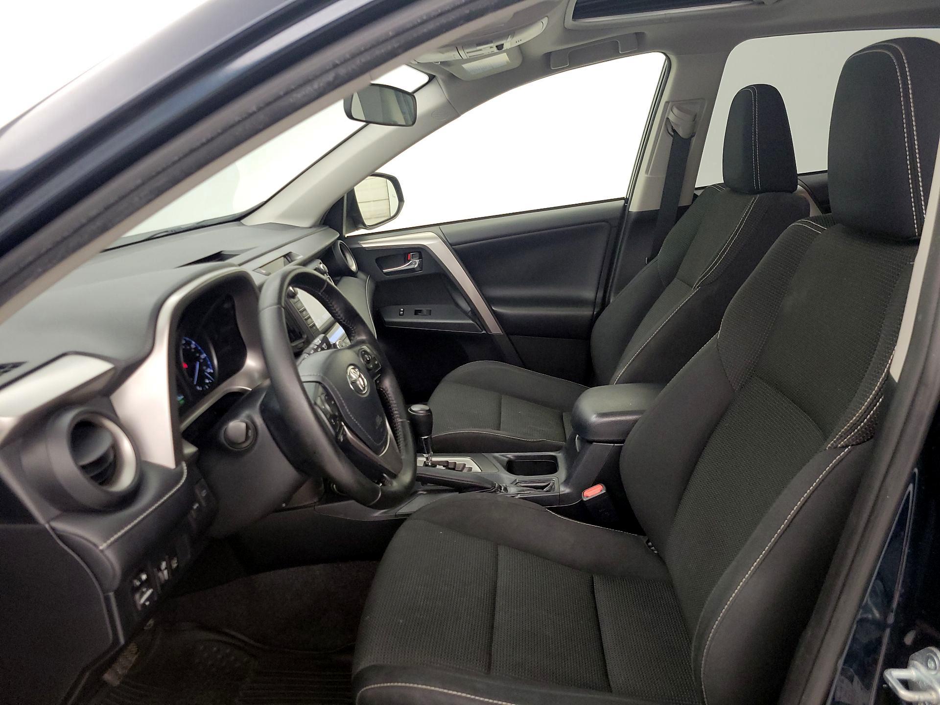 Thumbnail: 2017 Toyota RAV4 - 11