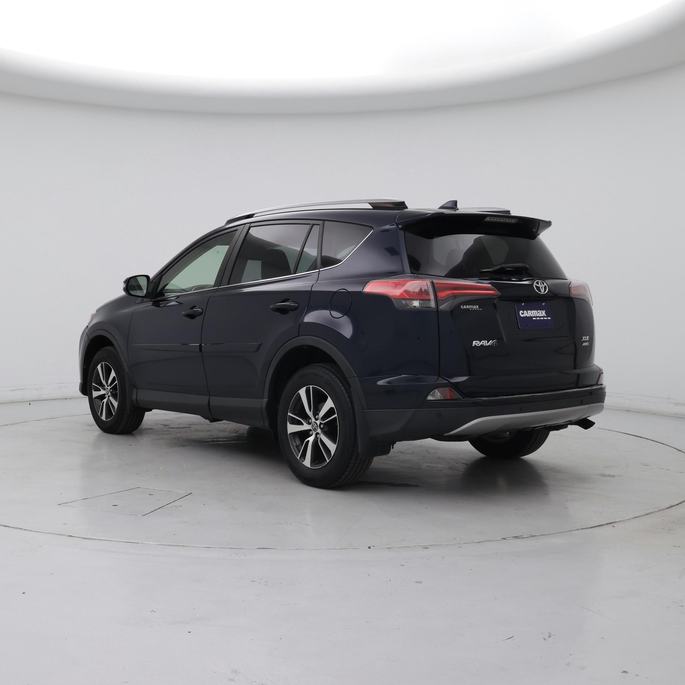 Thumbnail: 2017 Toyota RAV4 - 2