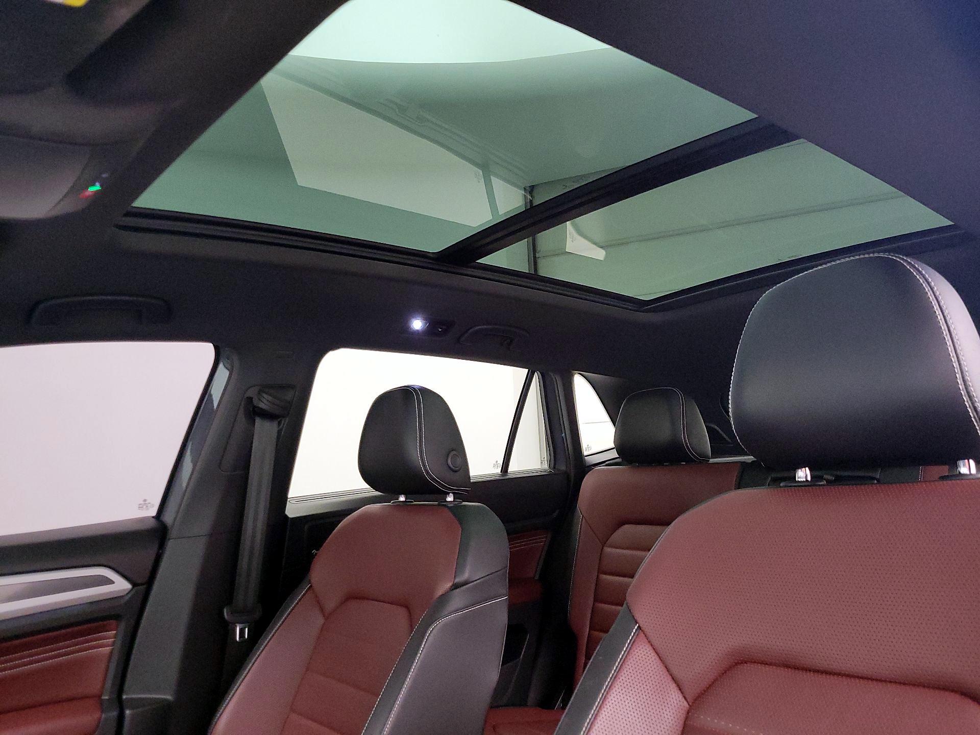 Thumbnail: 2021 Volkswagen Atlas - 20