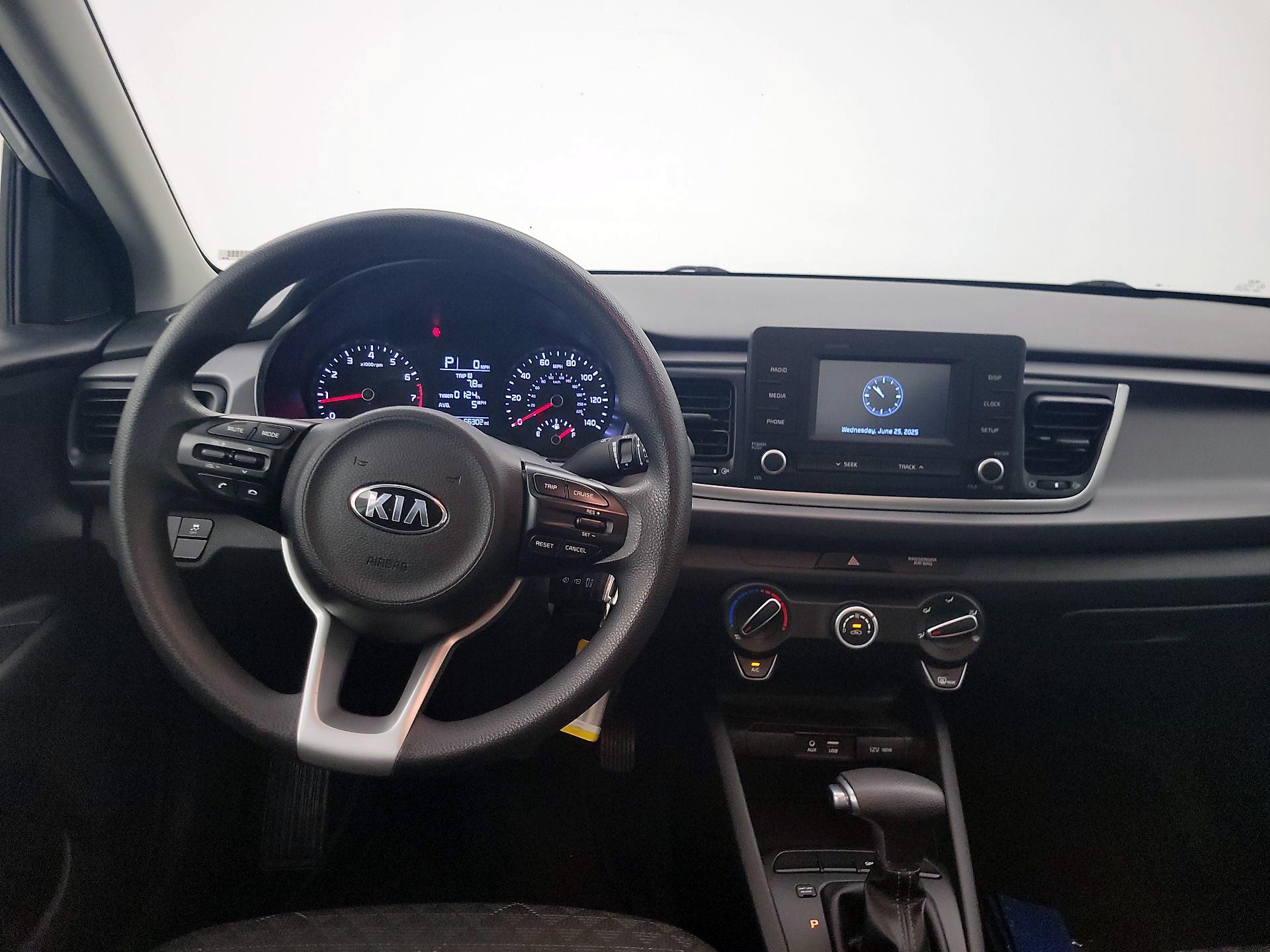 Thumbnail: 2018 Kia Rio - 9