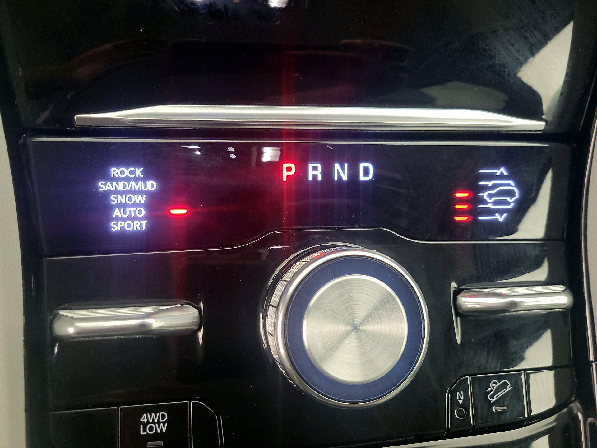 Thumbnail: 2022 Jeep Grand Cherokee - 16