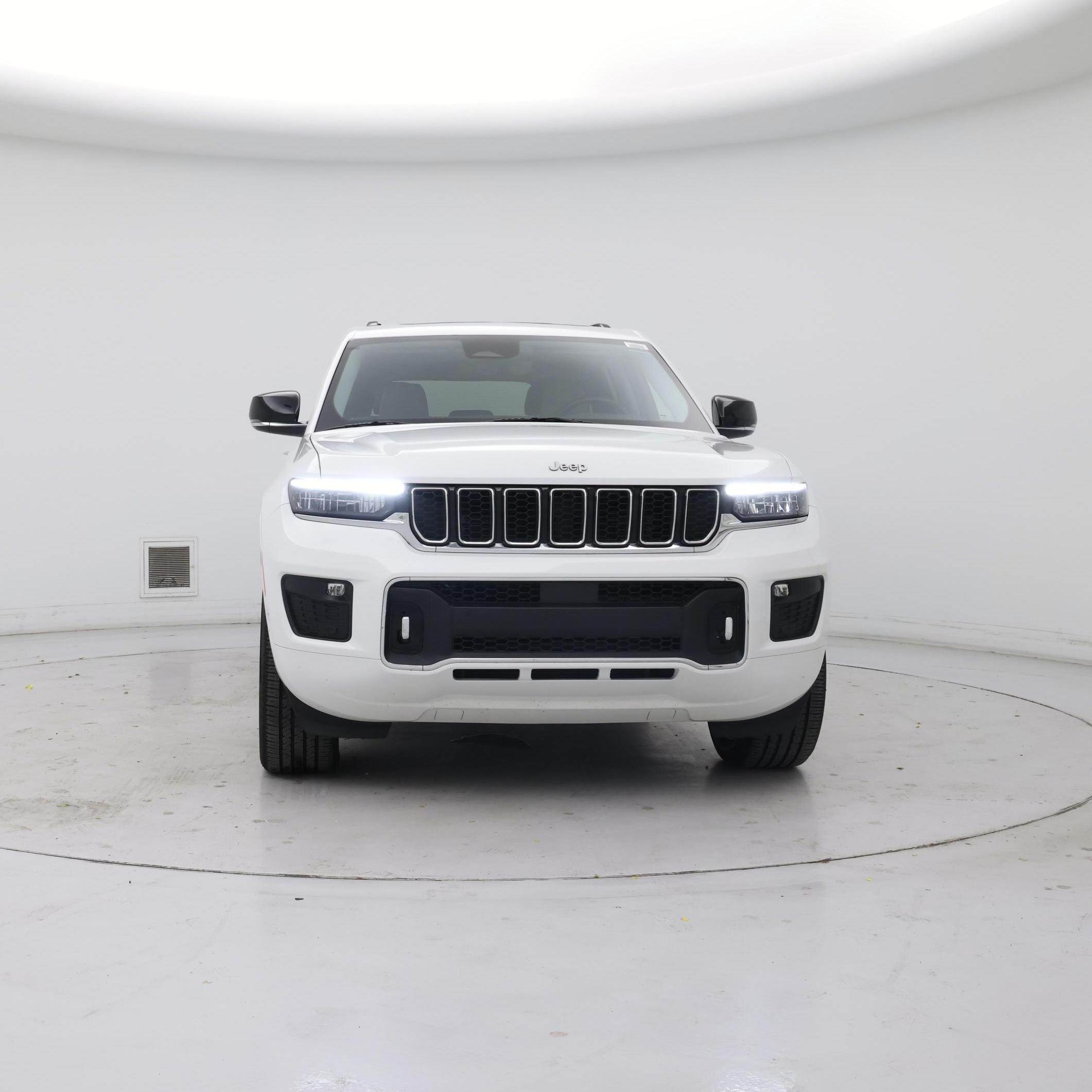 Thumbnail: 2022 Jeep Grand Cherokee - 5