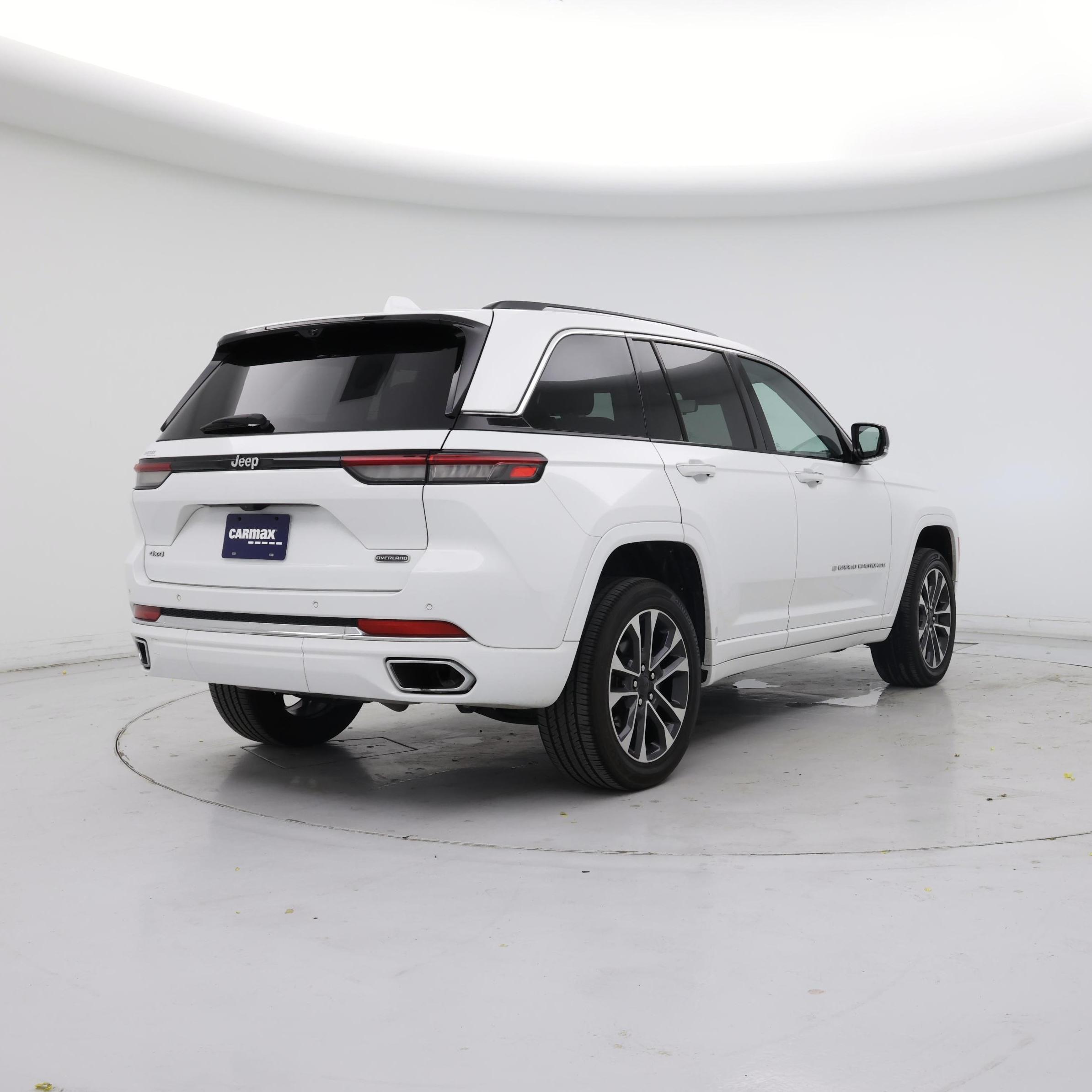Thumbnail: 2022 Jeep Grand Cherokee - 8