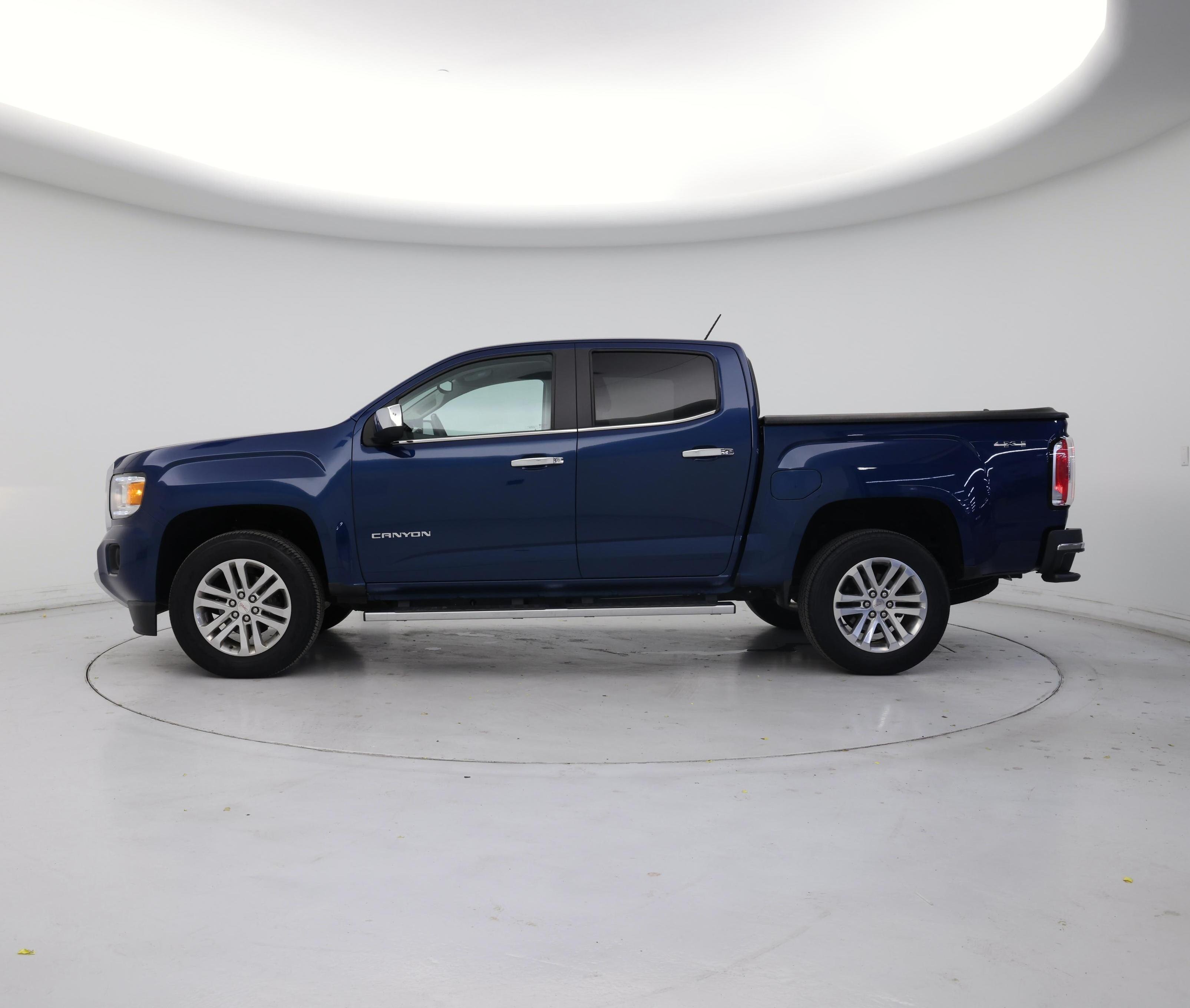 Thumbnail: 2019 GMC Canyon - 3