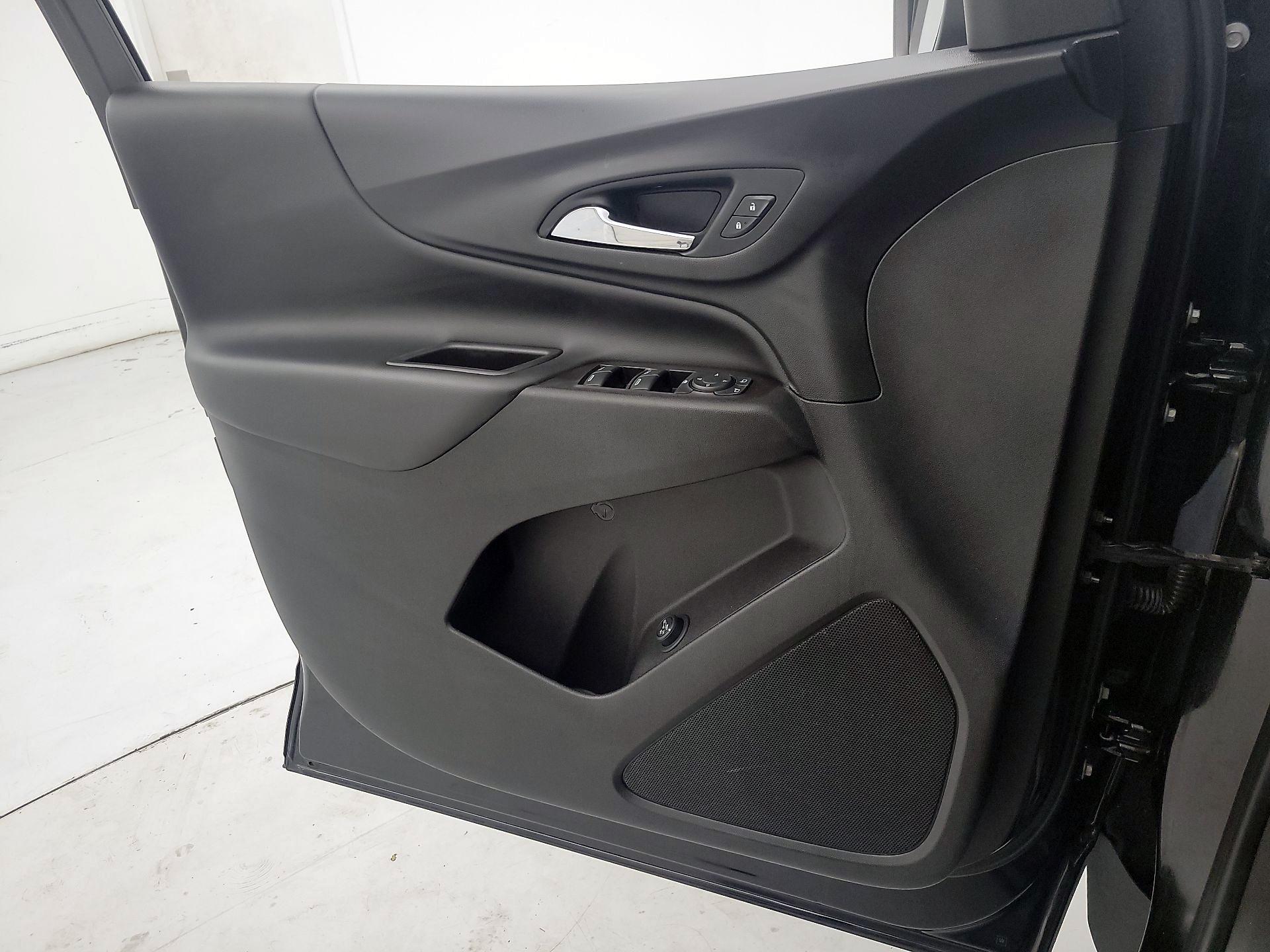 Thumbnail: 2021 Chevrolet Equinox - 12