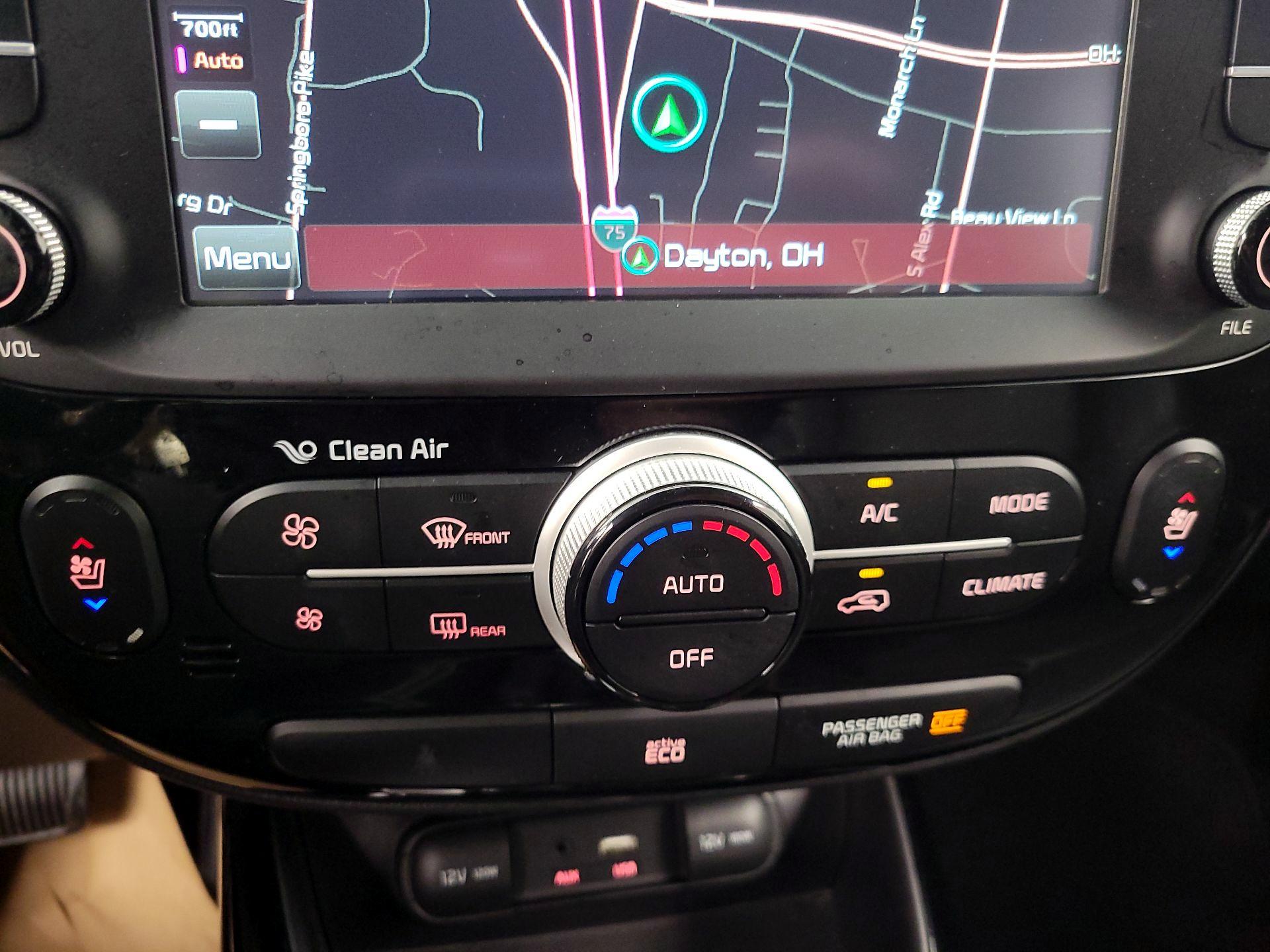 Thumbnail: 2015 Kia Soul - 14