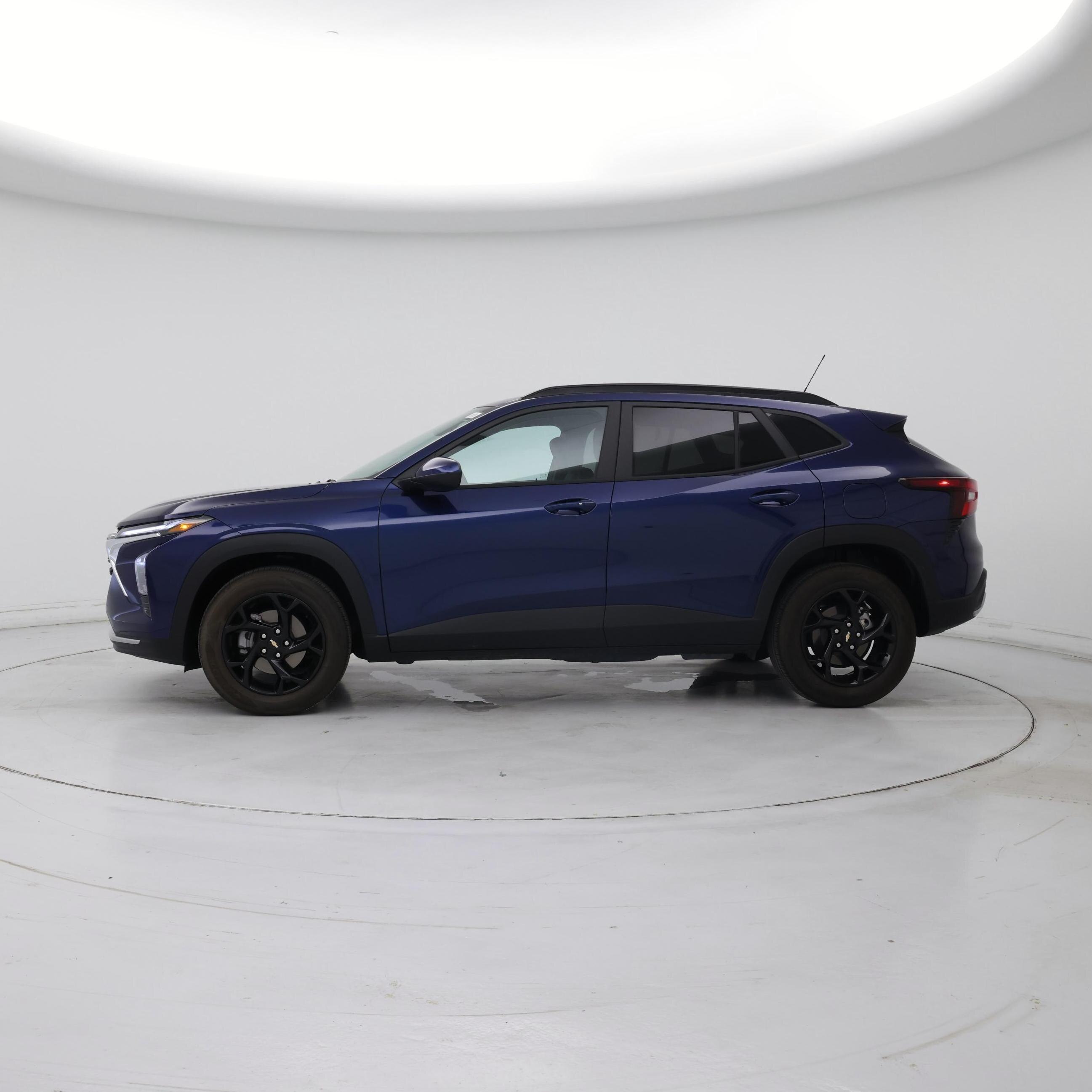 Thumbnail: 2024 Chevrolet Trax - 3