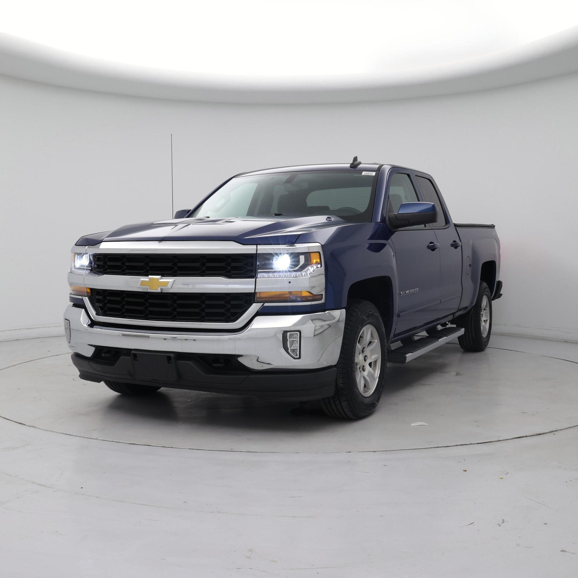 Thumbnail: 2017 Chevrolet Silverado 1500 - 4