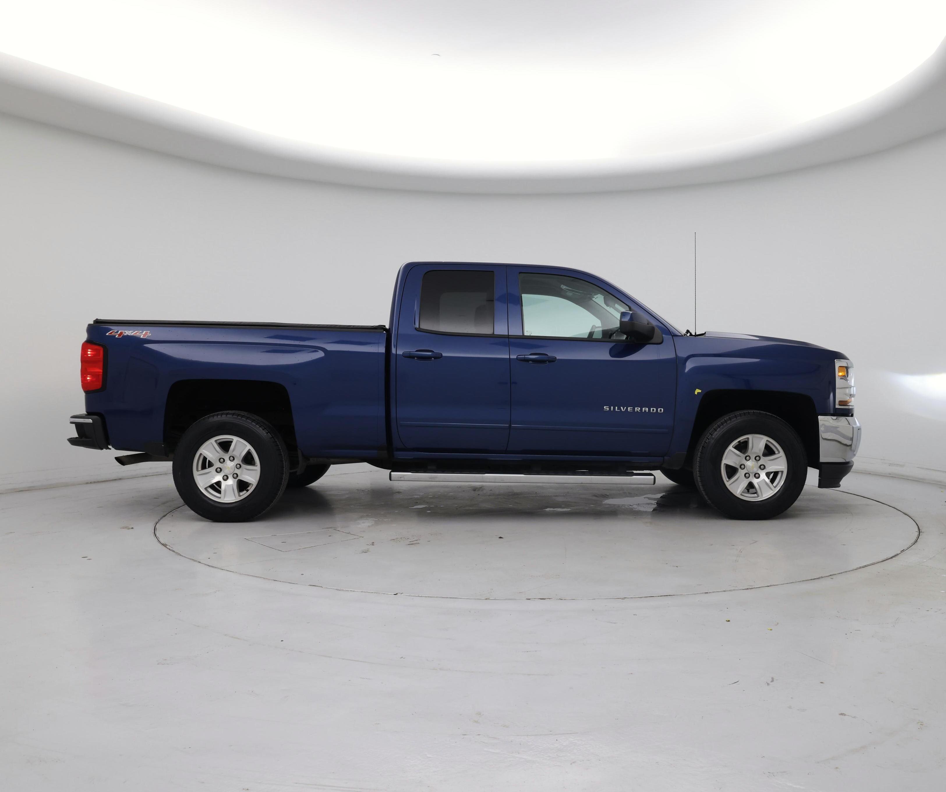Thumbnail: 2017 Chevrolet Silverado 1500 - 7