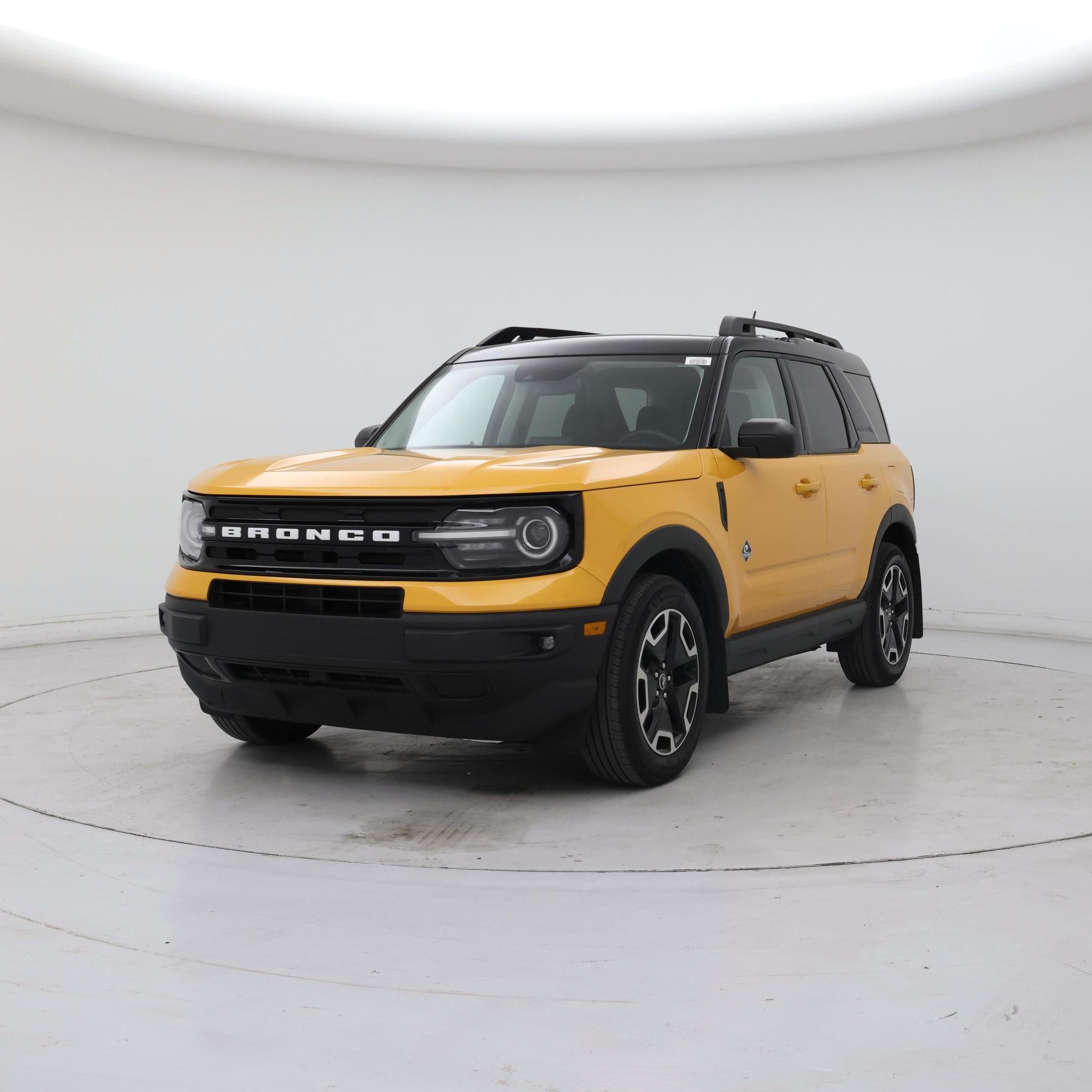 Thumbnail: 2023 Ford Bronco Sport - 4