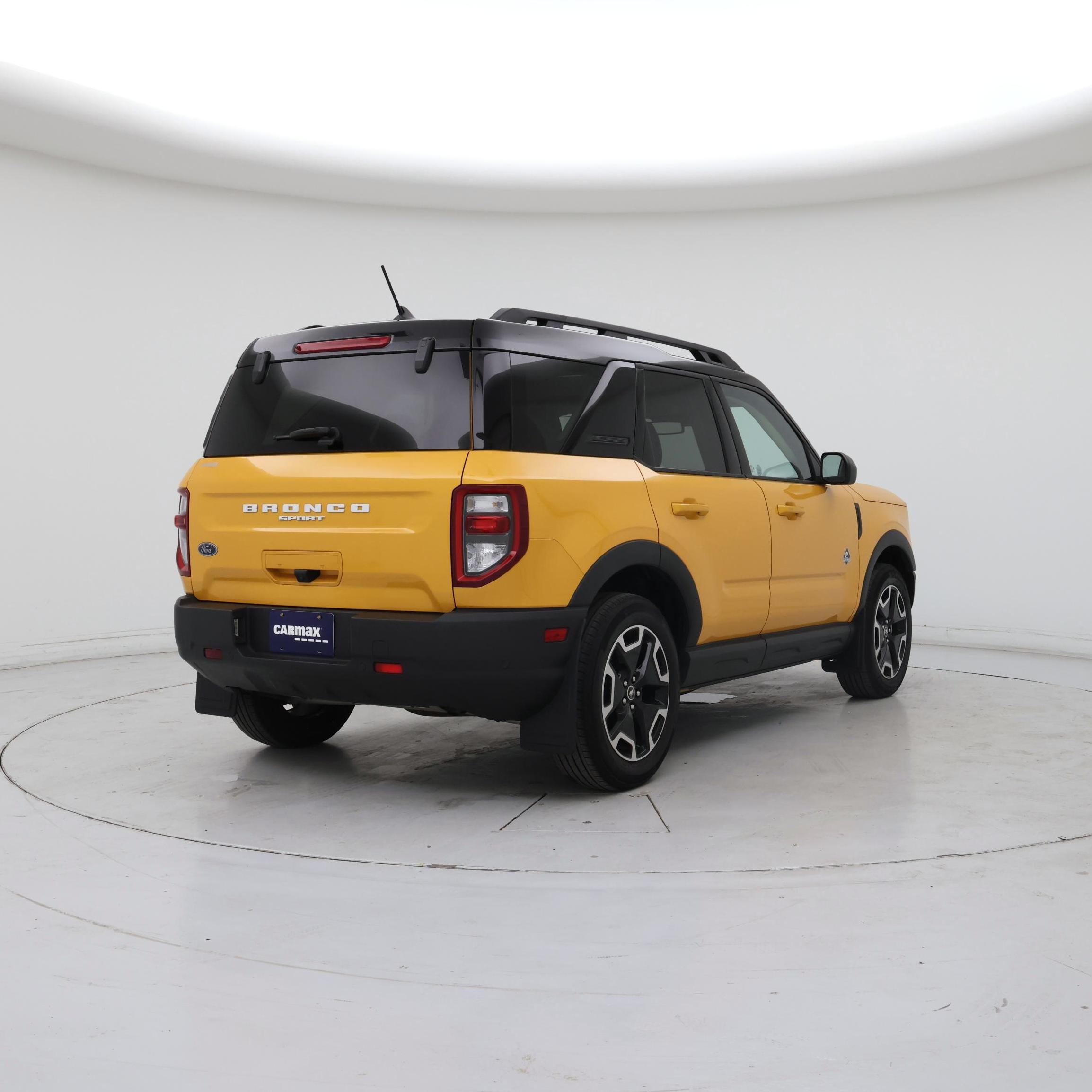 Thumbnail: 2023 Ford Bronco Sport - 8