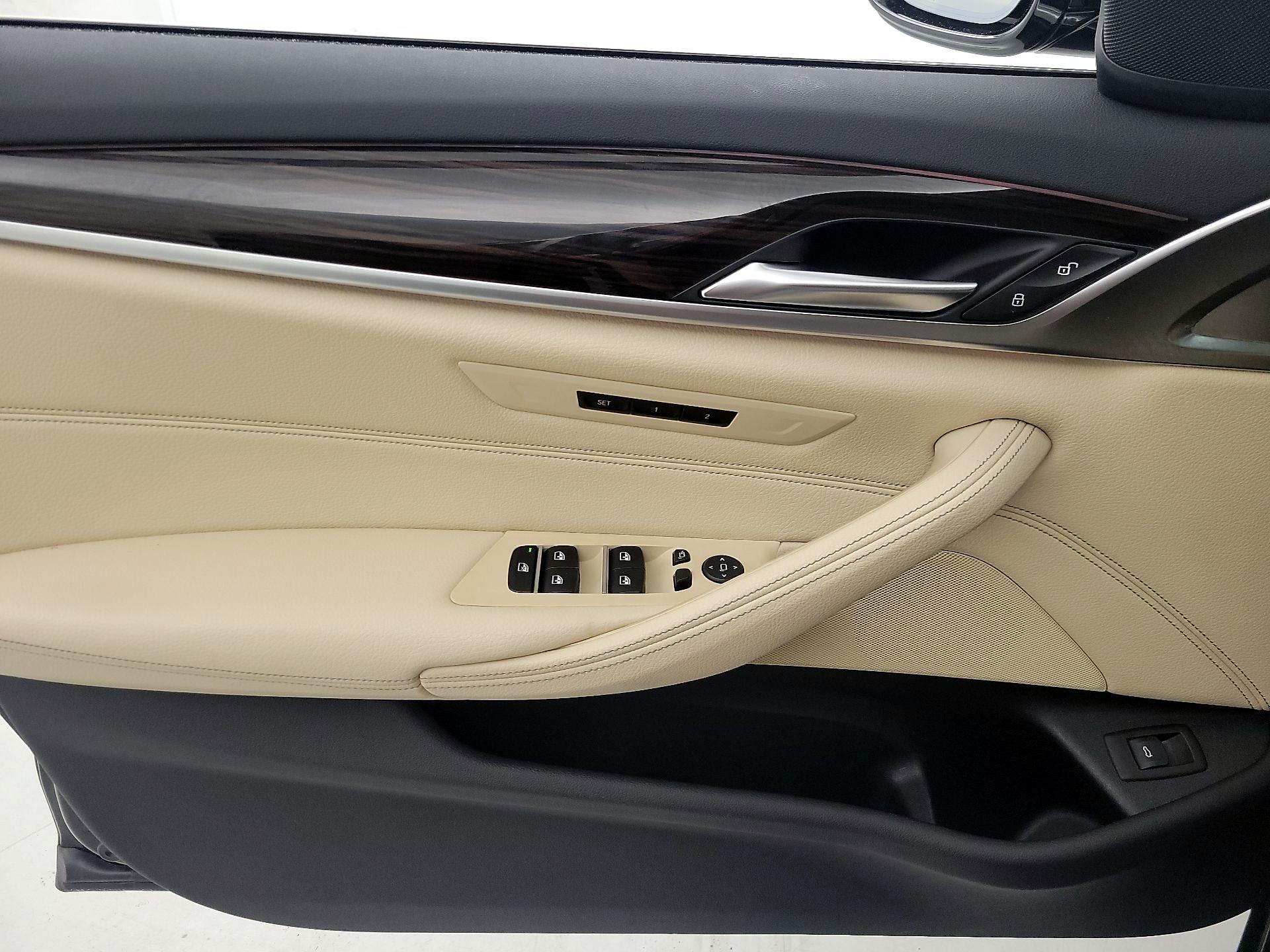 Thumbnail: 2018 BMW 5 Series - 12