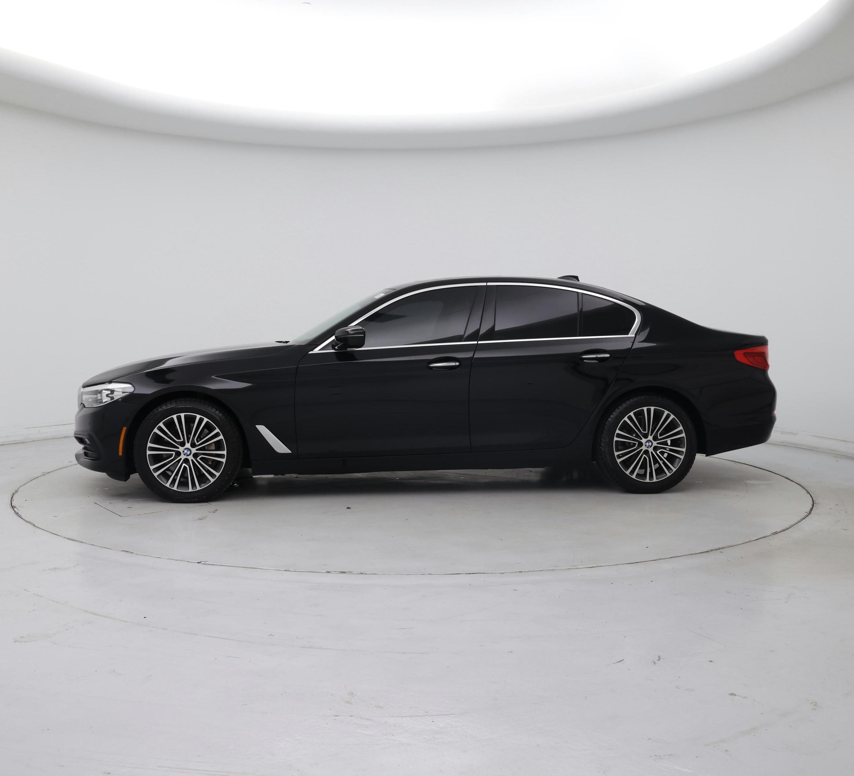 Thumbnail: 2018 BMW 5 Series - 3
