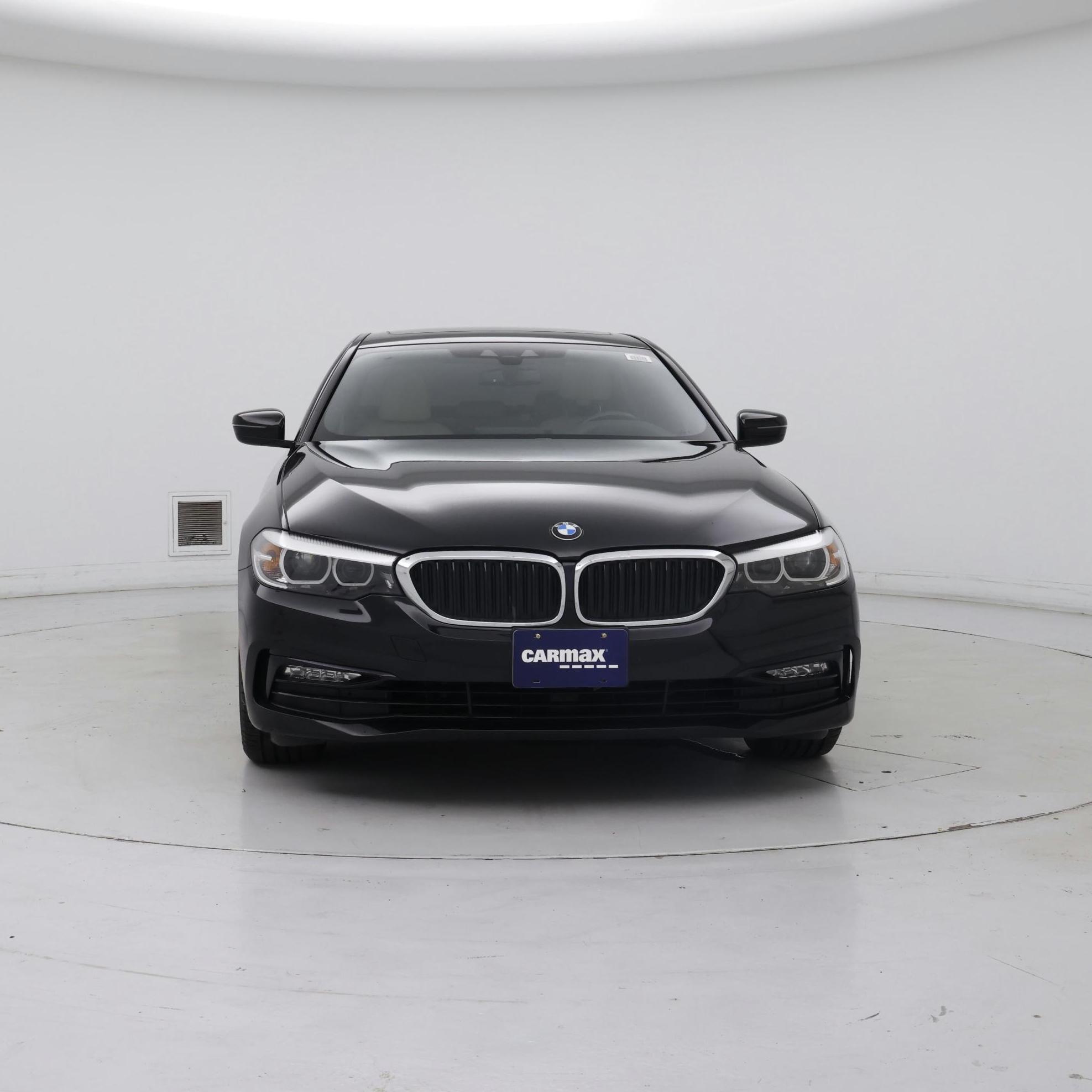 Thumbnail: 2018 BMW 5 Series - 5