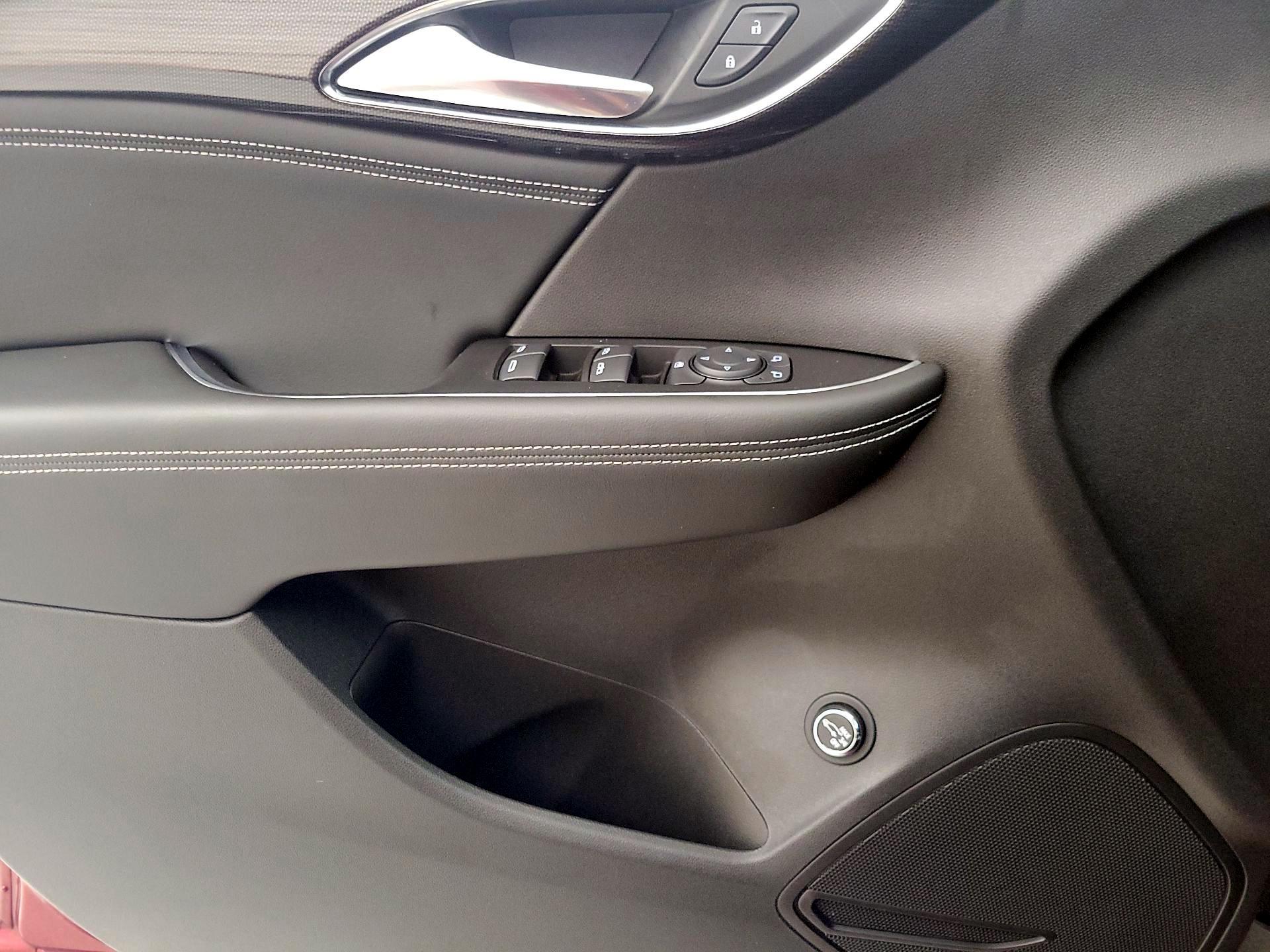 Thumbnail: 2021 Buick Envision - 12