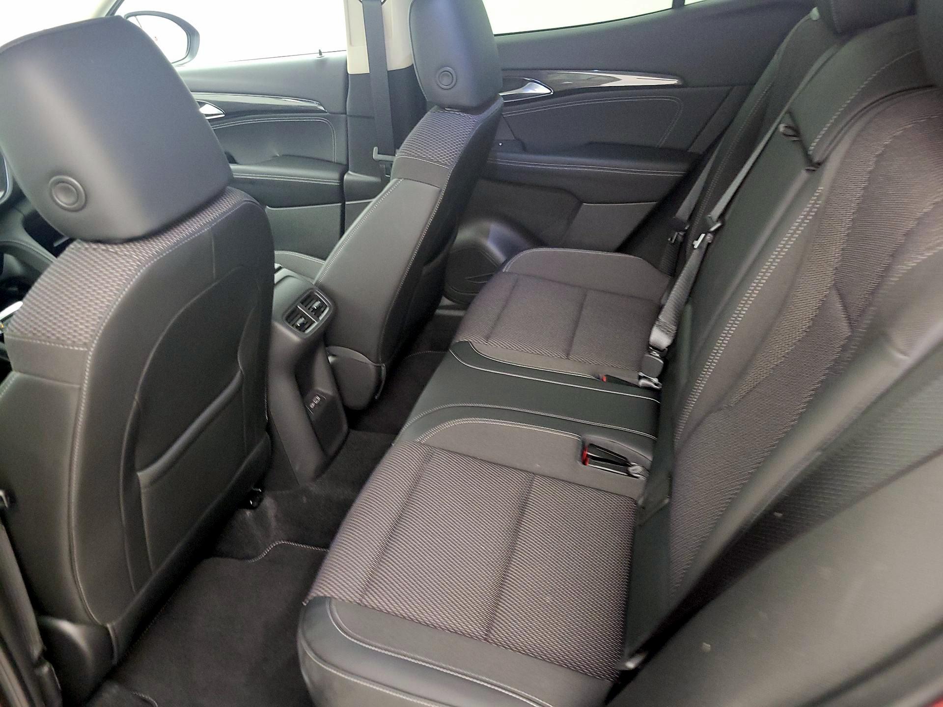 Thumbnail: 2021 Buick Envision - 17