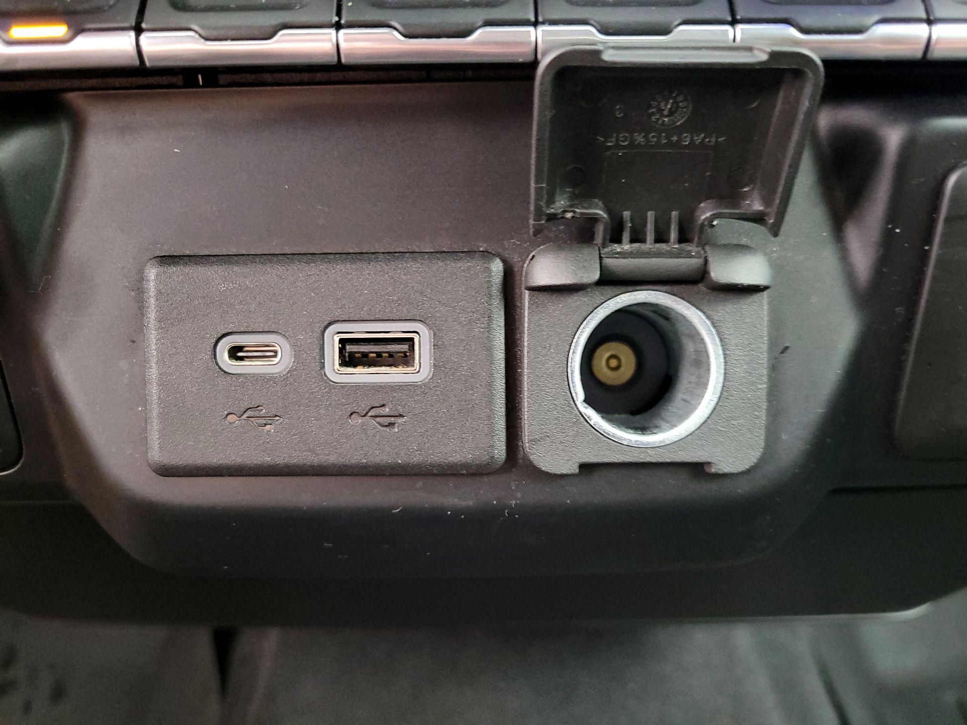 Thumbnail: 2019 Chevrolet Silverado 1500 - 18