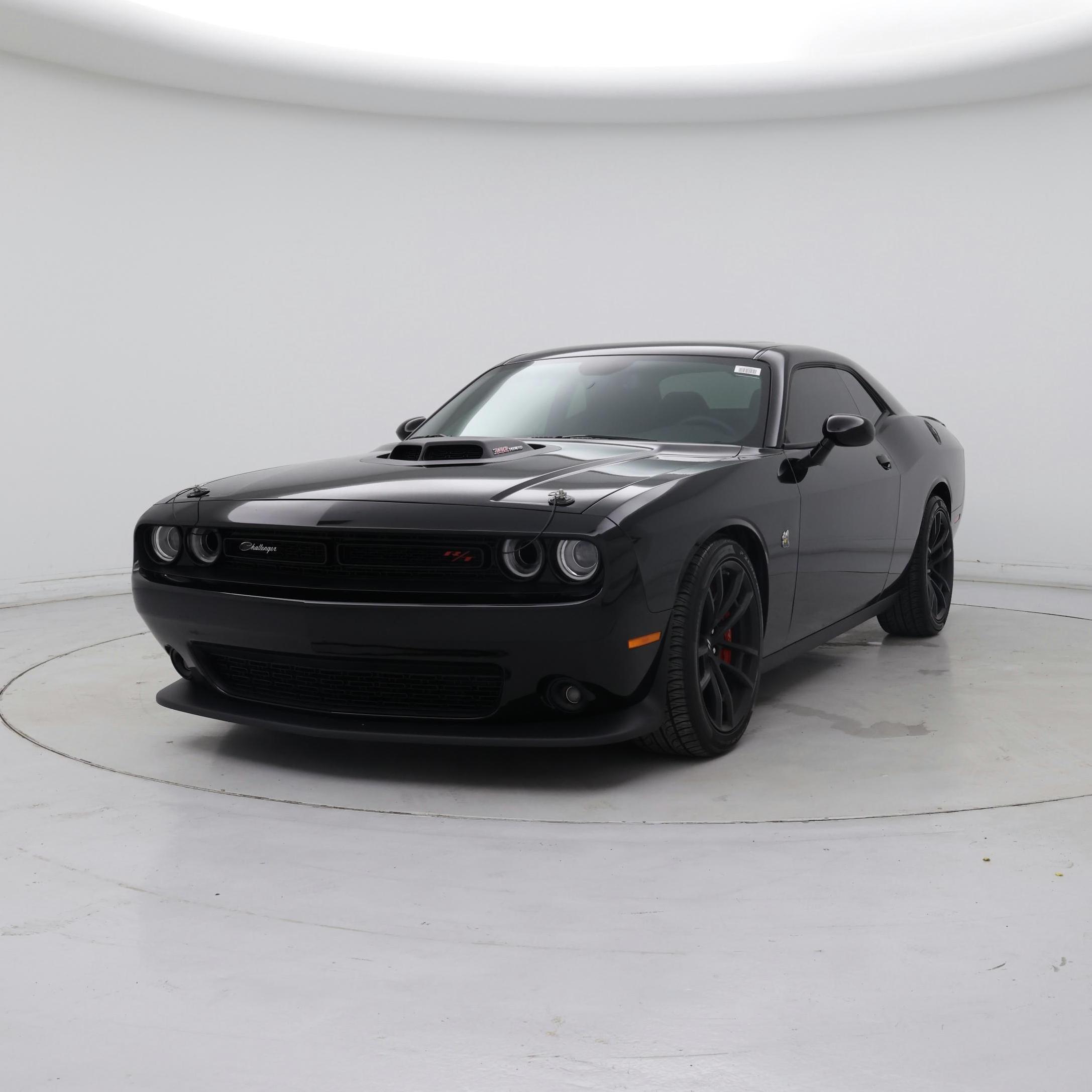 Thumbnail: 2022 Dodge Challenger - 4