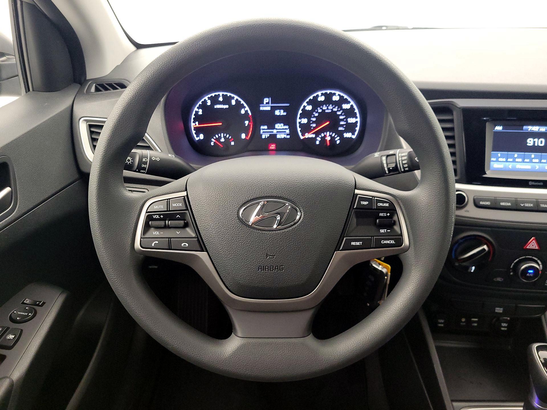 Thumbnail: 2021 Hyundai Accent - 10