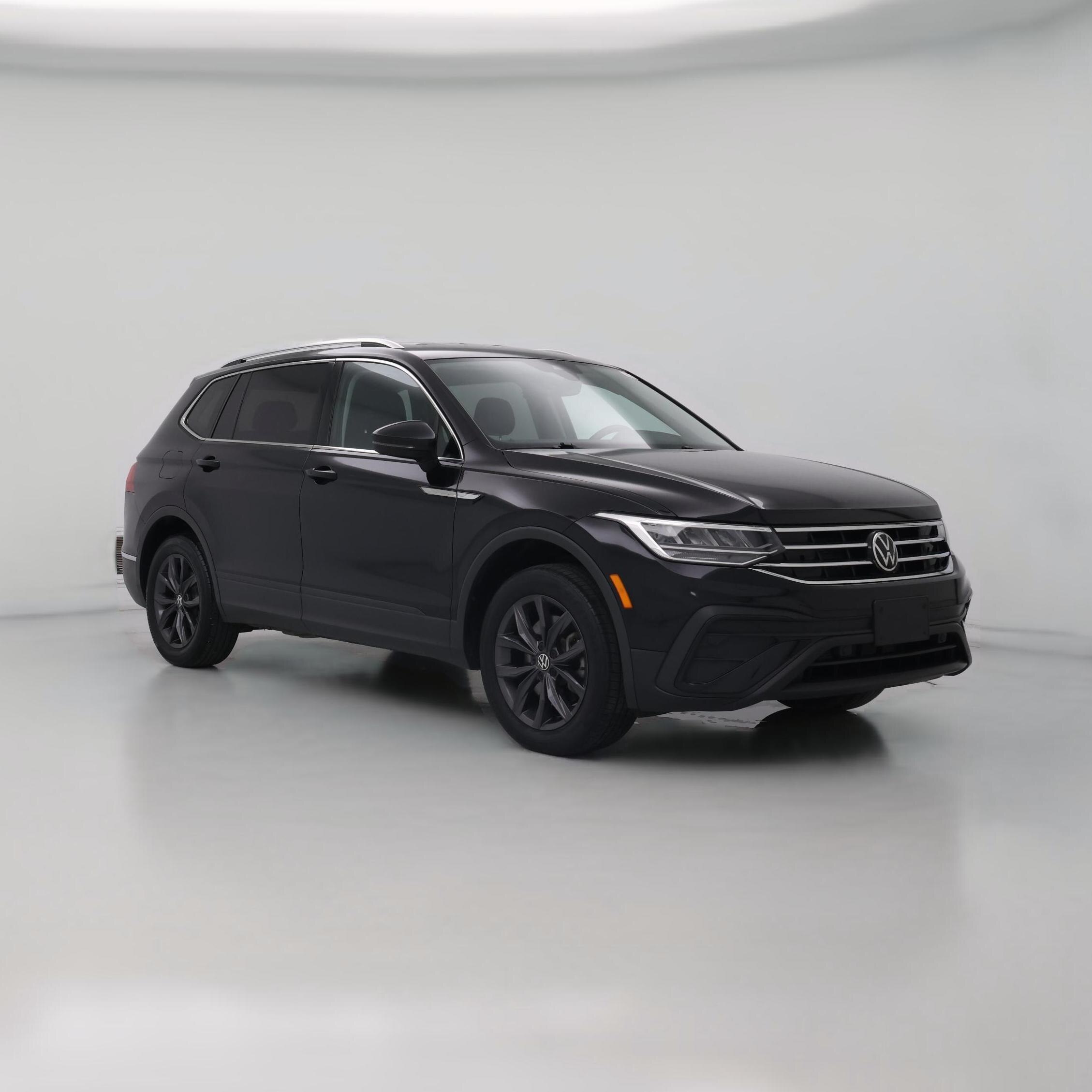 Thumbnail: 2022 Volkswagen Tiguan - 1
