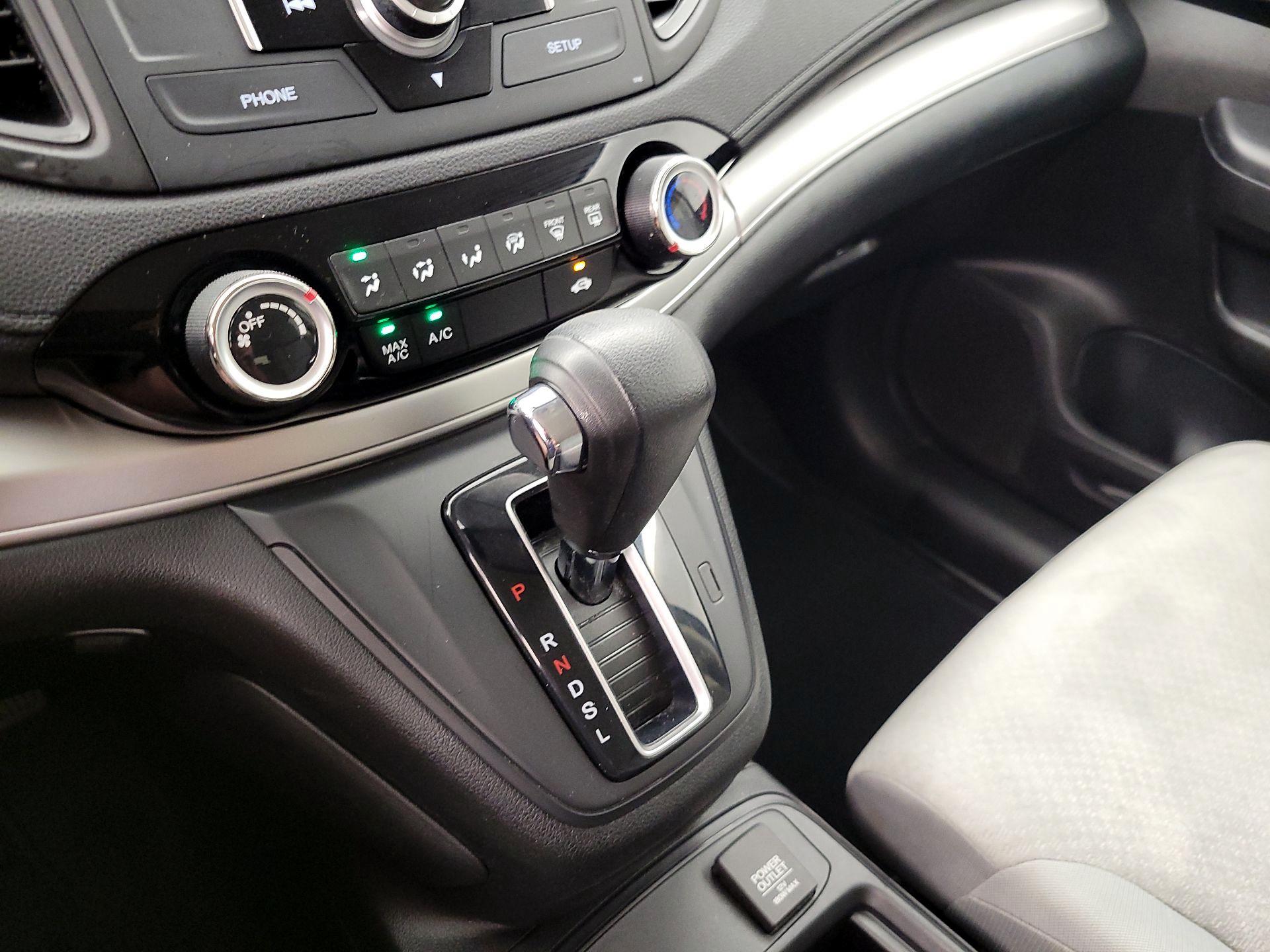 Thumbnail: 2016 Honda CR-V - 17