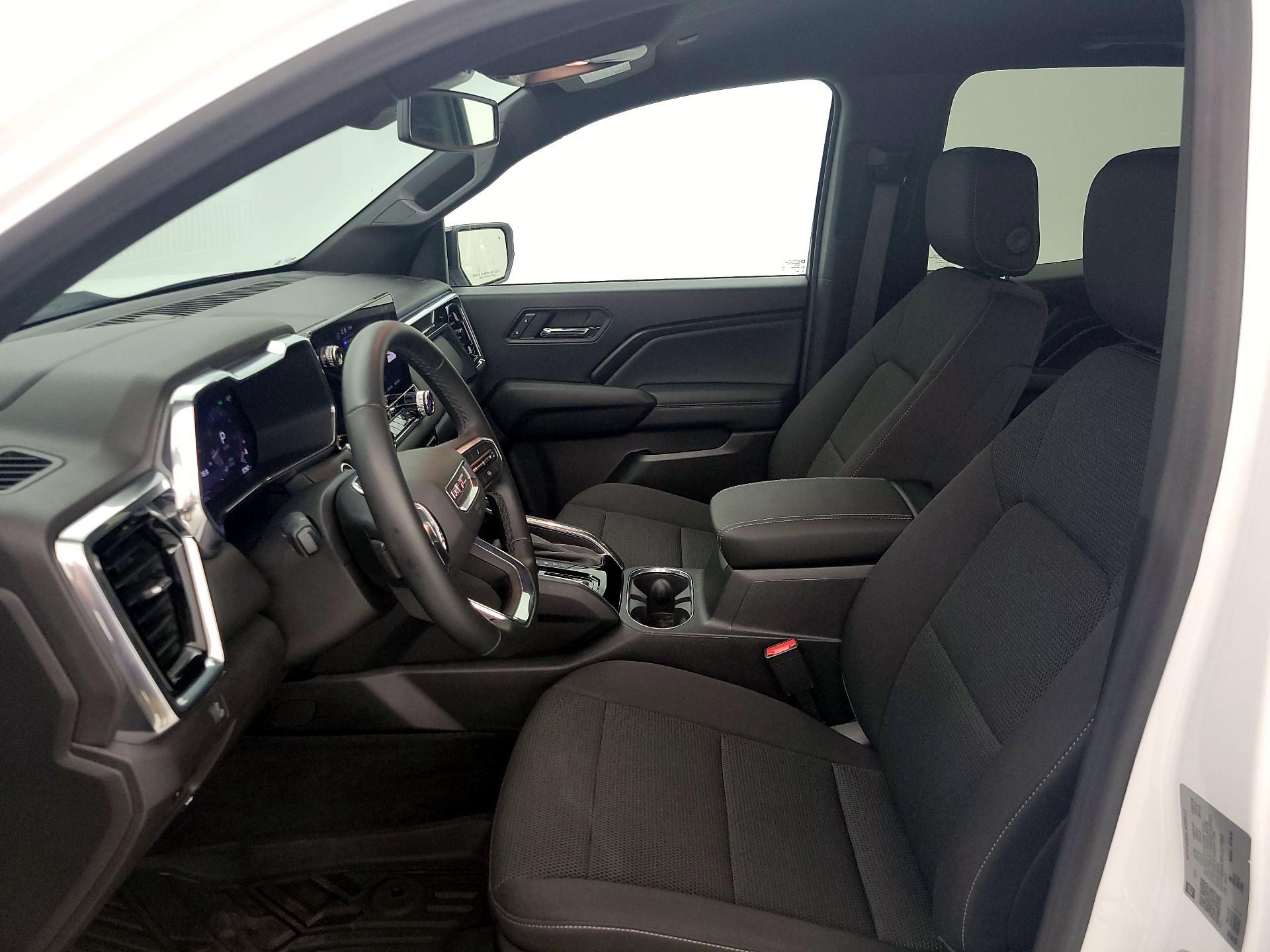 Thumbnail: 2024 GMC Canyon - 11
