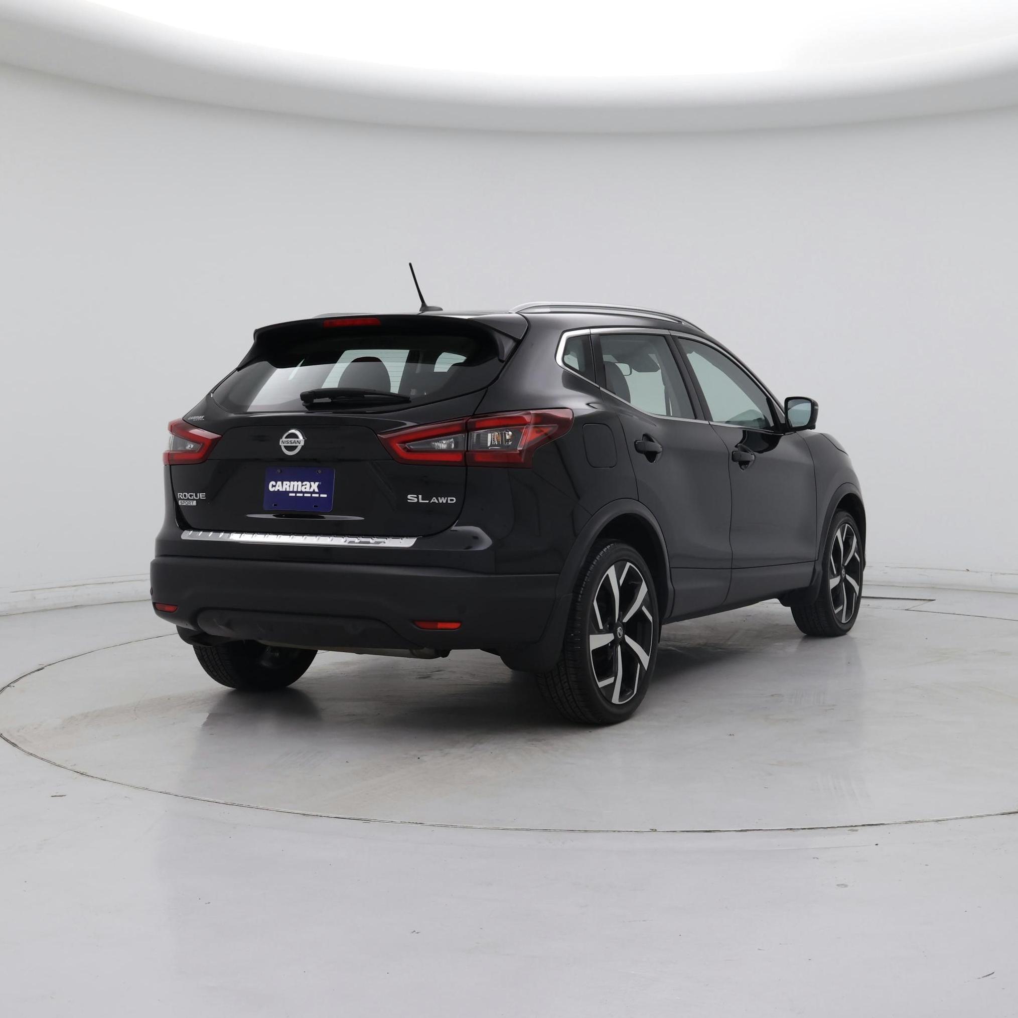 Thumbnail: 2022 Nissan Rogue Sport - 8