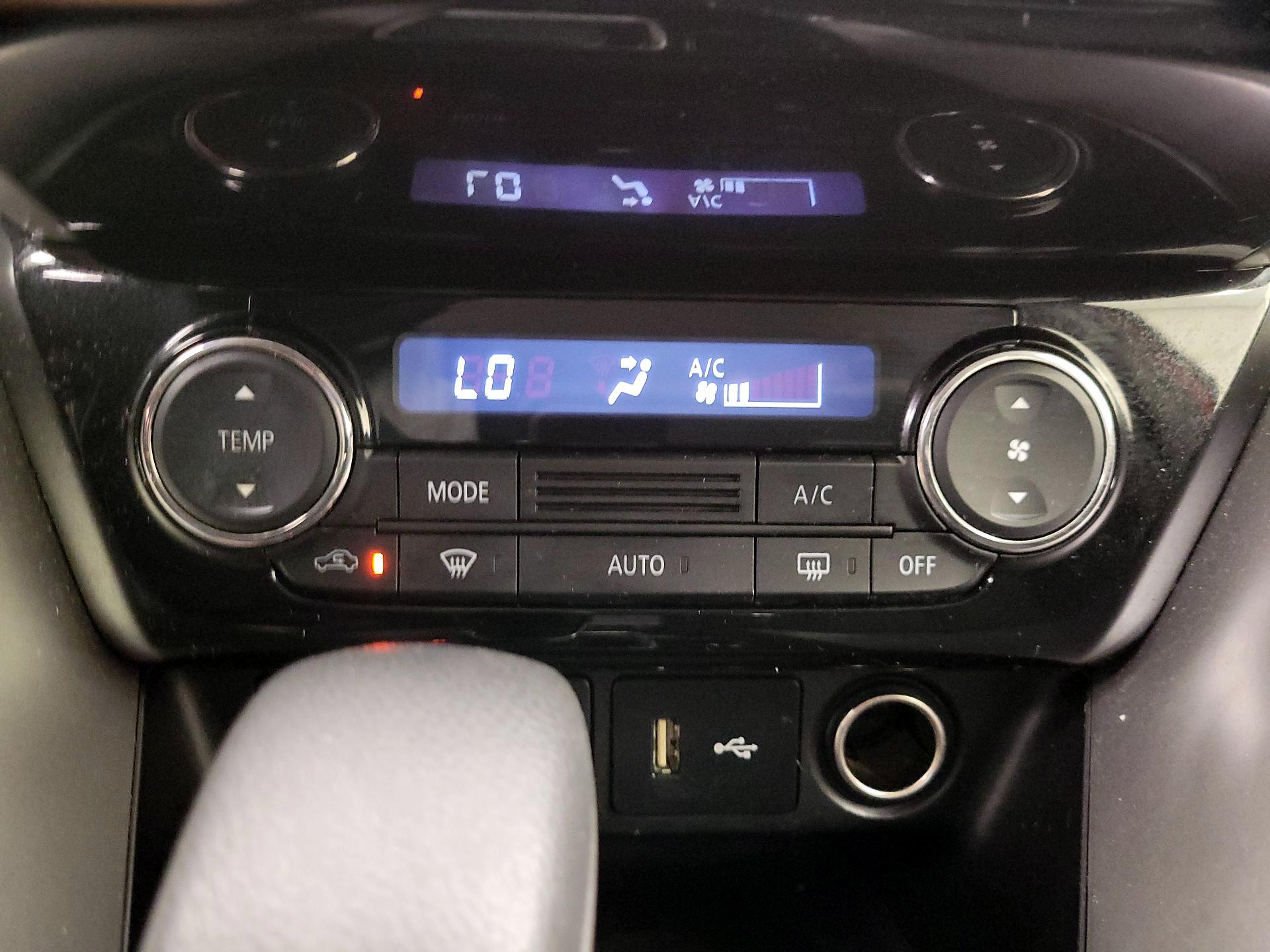 Thumbnail: 2019 Mitsubishi Eclipse Cross - 16